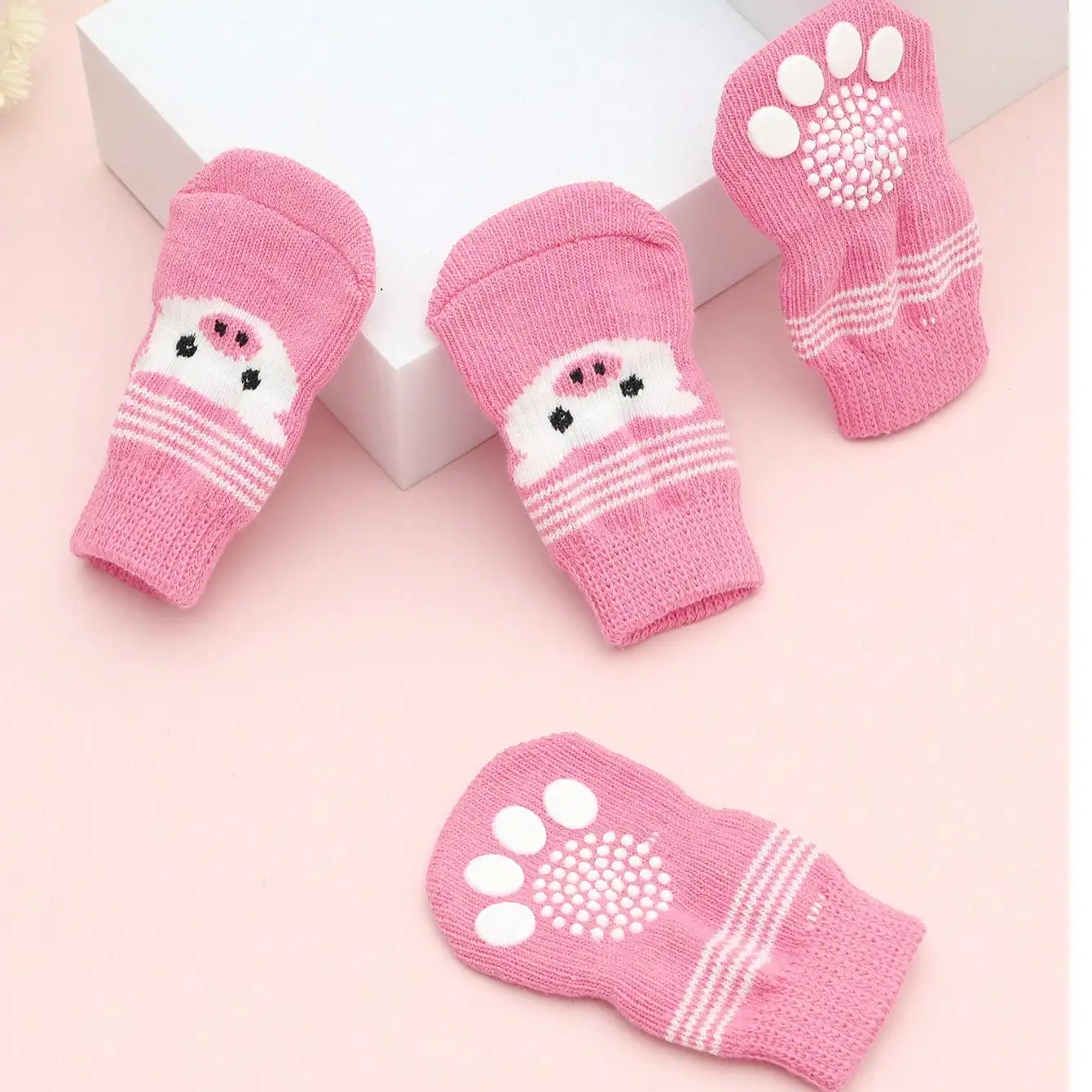 4pcs/set Cute Pet Dog Socks With Print Anti-Slip Puppy Shoes Paw Protector Products For Small Breeds Spitz York Dogs Chihuahua