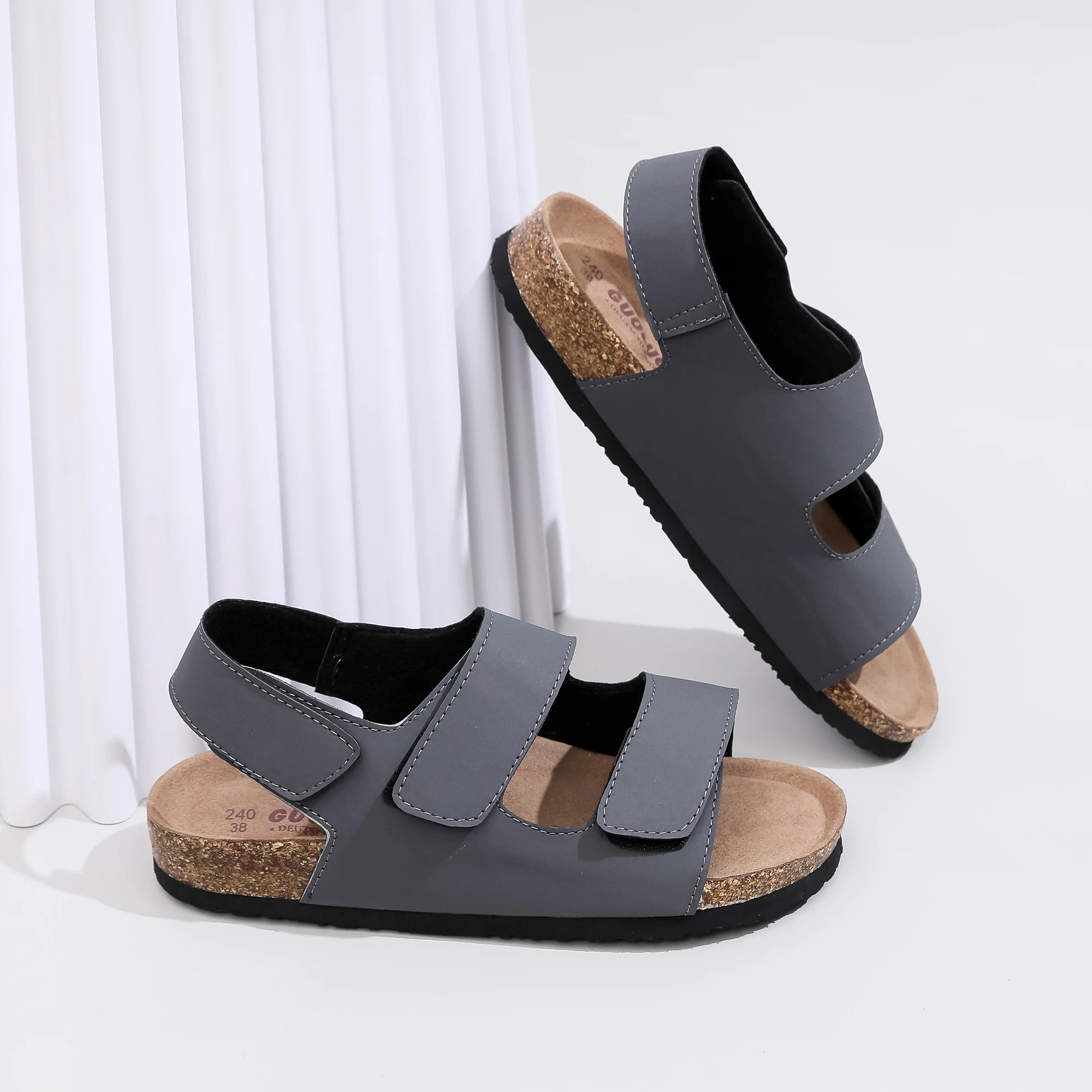 2023 New Design Unisex Women Men Cork Sandals Casual Beach Outdoor Leisure Sandals Large Size