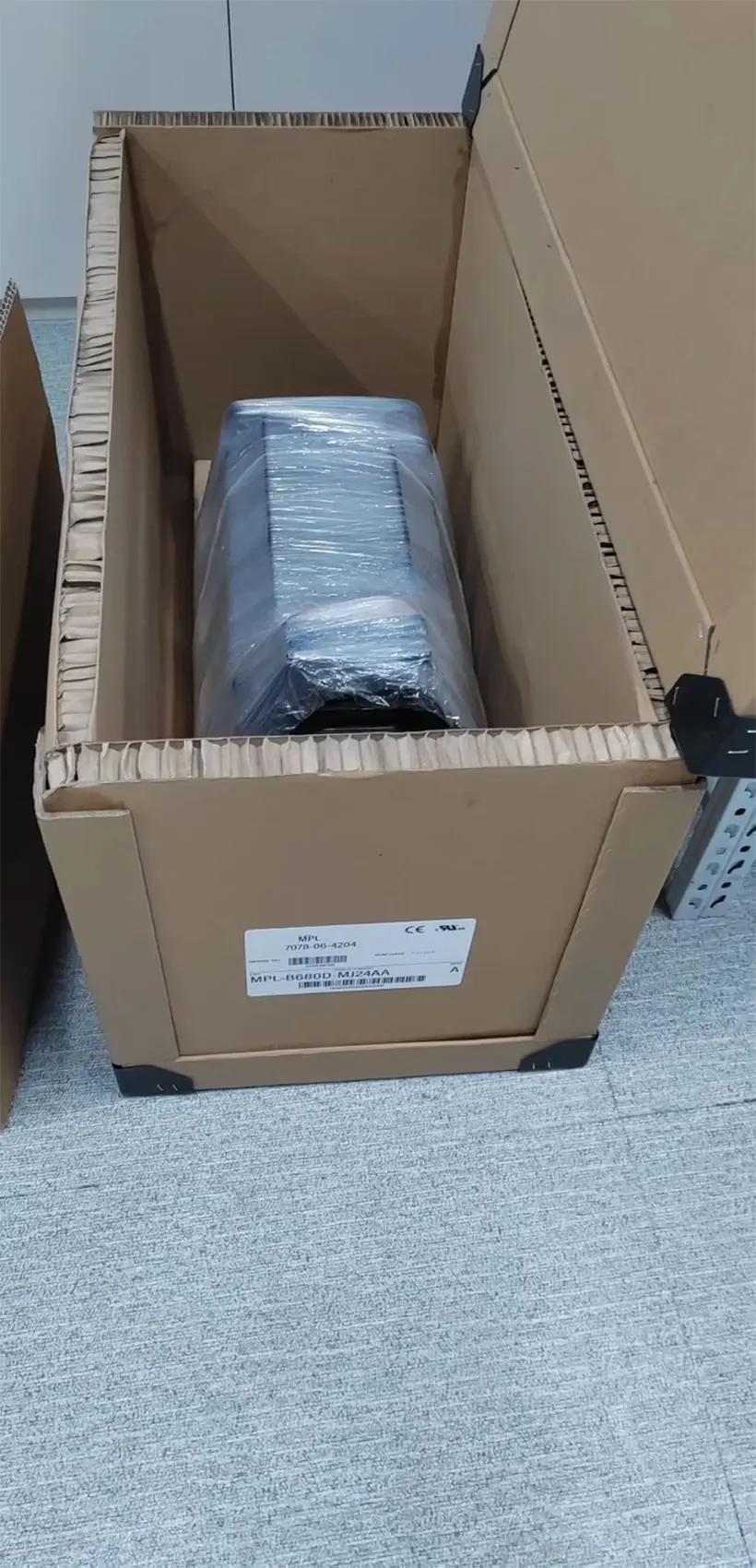 Brand New MPL-B680D-MJ72AA MPL-B680D-MJ74AA MPL-B680D-MJ24AA One Year Warranty