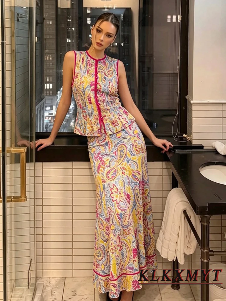 Women Fashion Flower Print Hollowed-Out Sets Sexy Sleeveless O-Neck Button Slim Top+Long Skirts Summer Vacation New 2 Pieces image 3