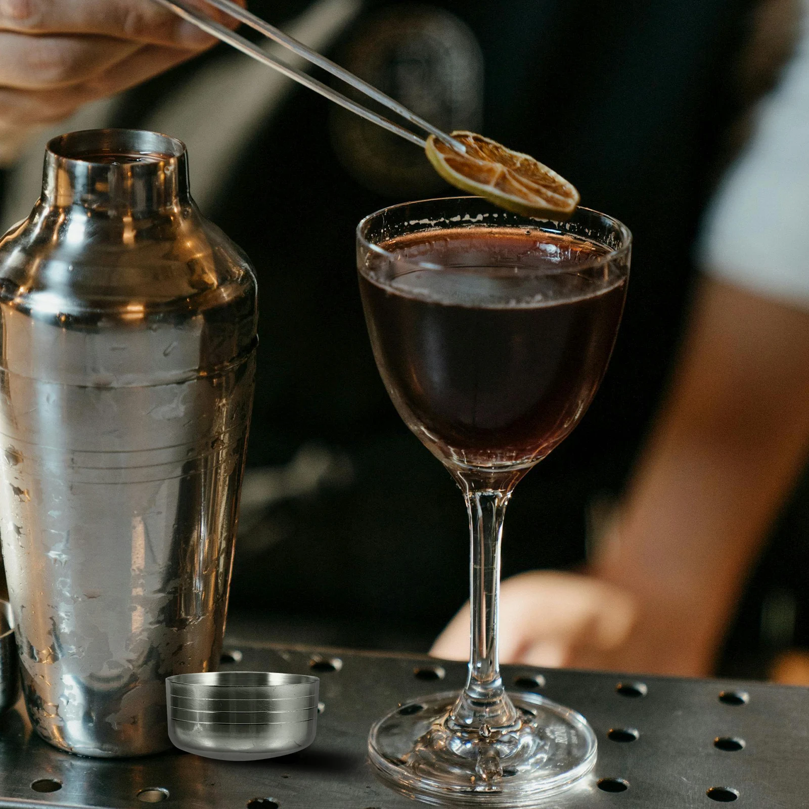 

Cocktail Shaker Cover Stainless Steel Reusable Spill Proof Lid for Juice Tea Cup Lids Supply Shaker Lid