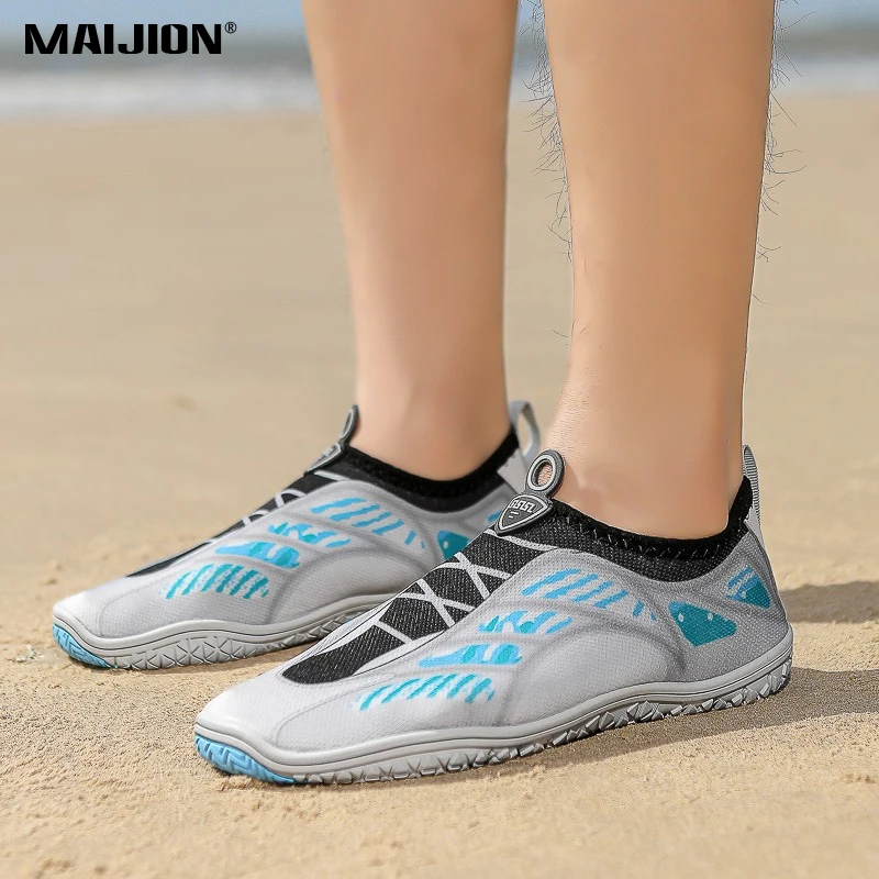 

Women Barefoot Aqua Shoes Quick Dry Men's Beach Water Sports Shoes Breathable Wading Sneakers for Hiking Diving Boating Non-slip