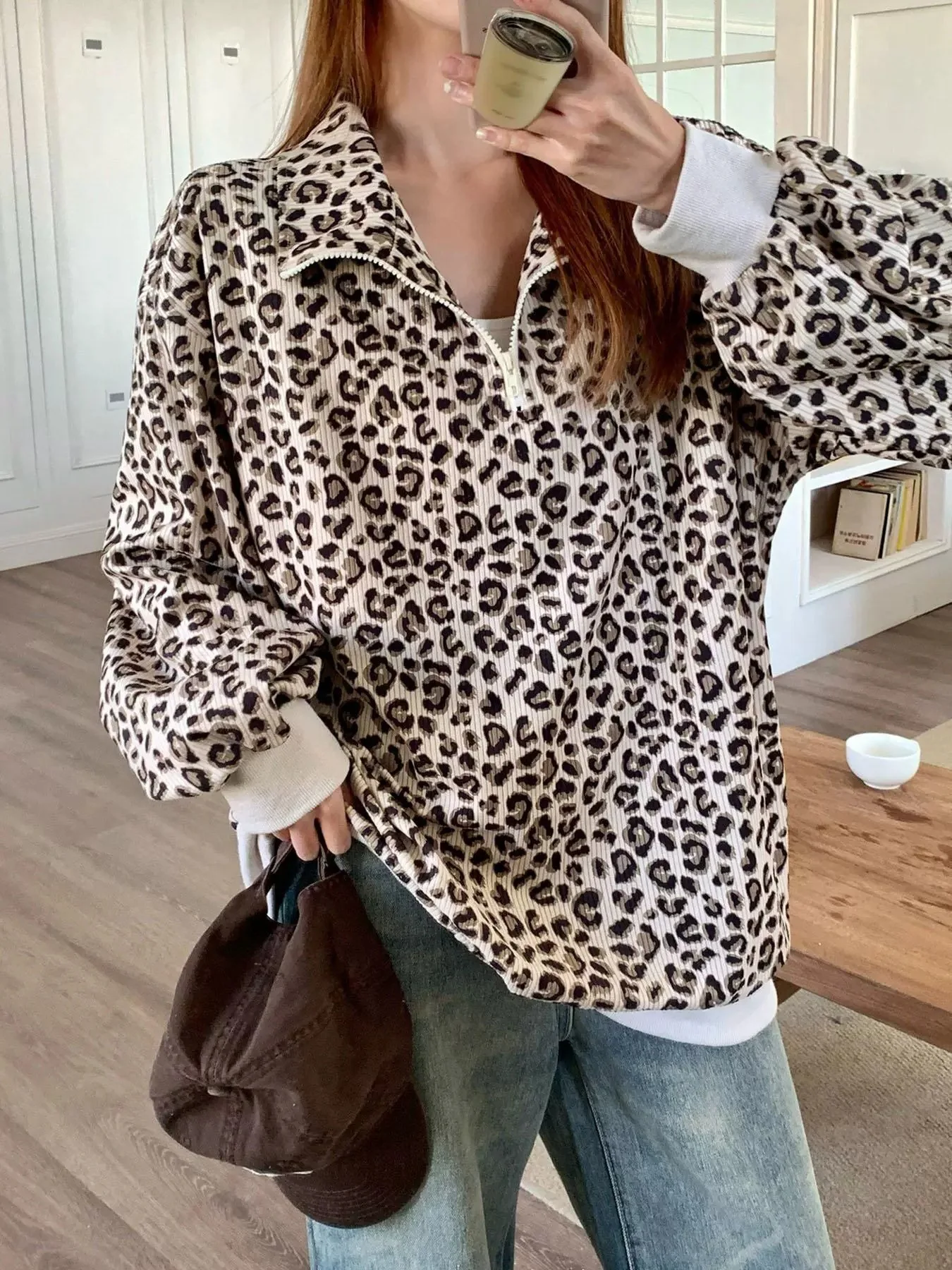 

Casual Leopard Print Sweatshirt For Women Autumn Loose Stand-up Collar Zipper Long Sleeved Pullover Fashion Trend POLO Shirt