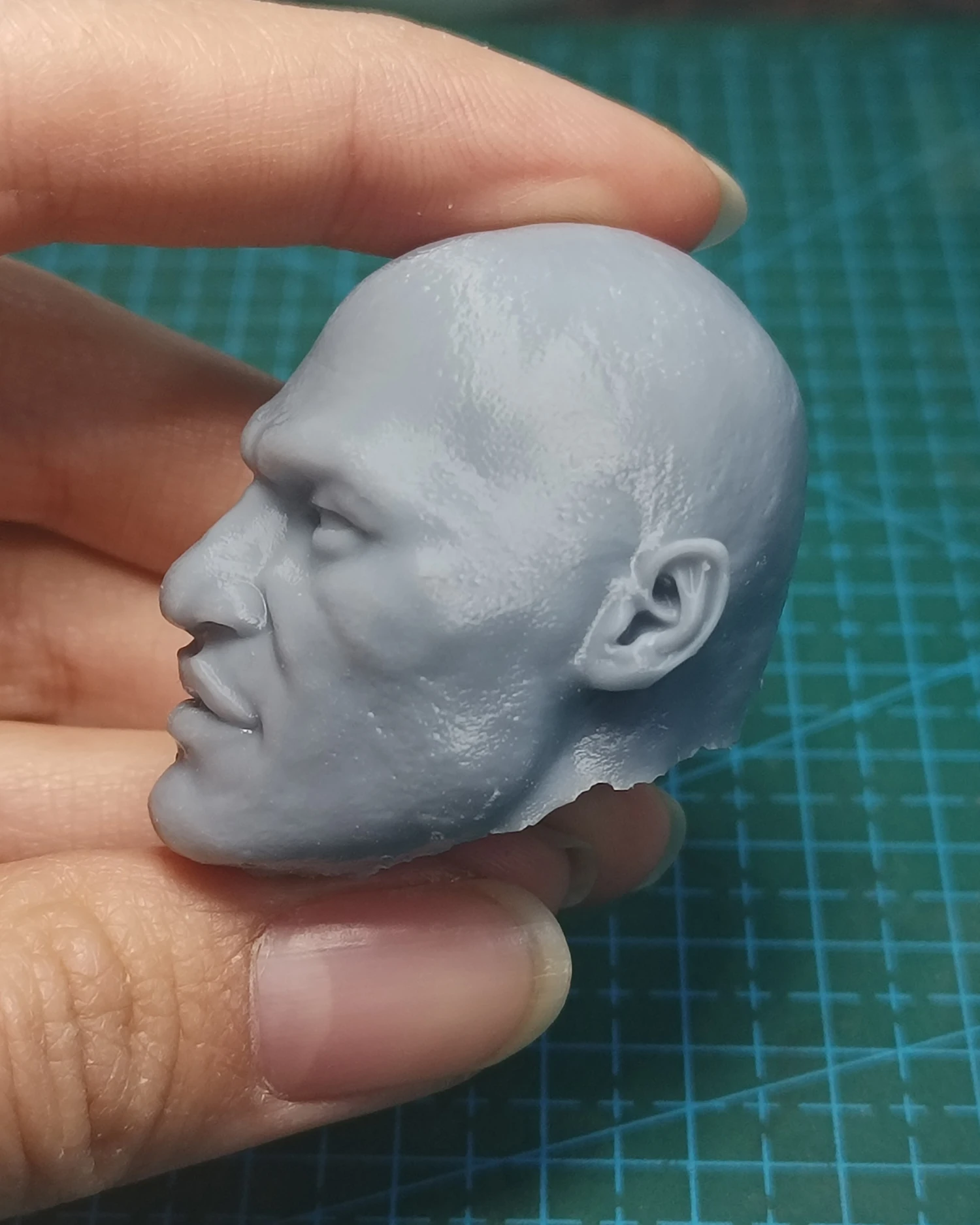 1/6 スケール未塗装ローレンス・フィッシュバーンヘッド彫刻彫刻モデルおもちゃ