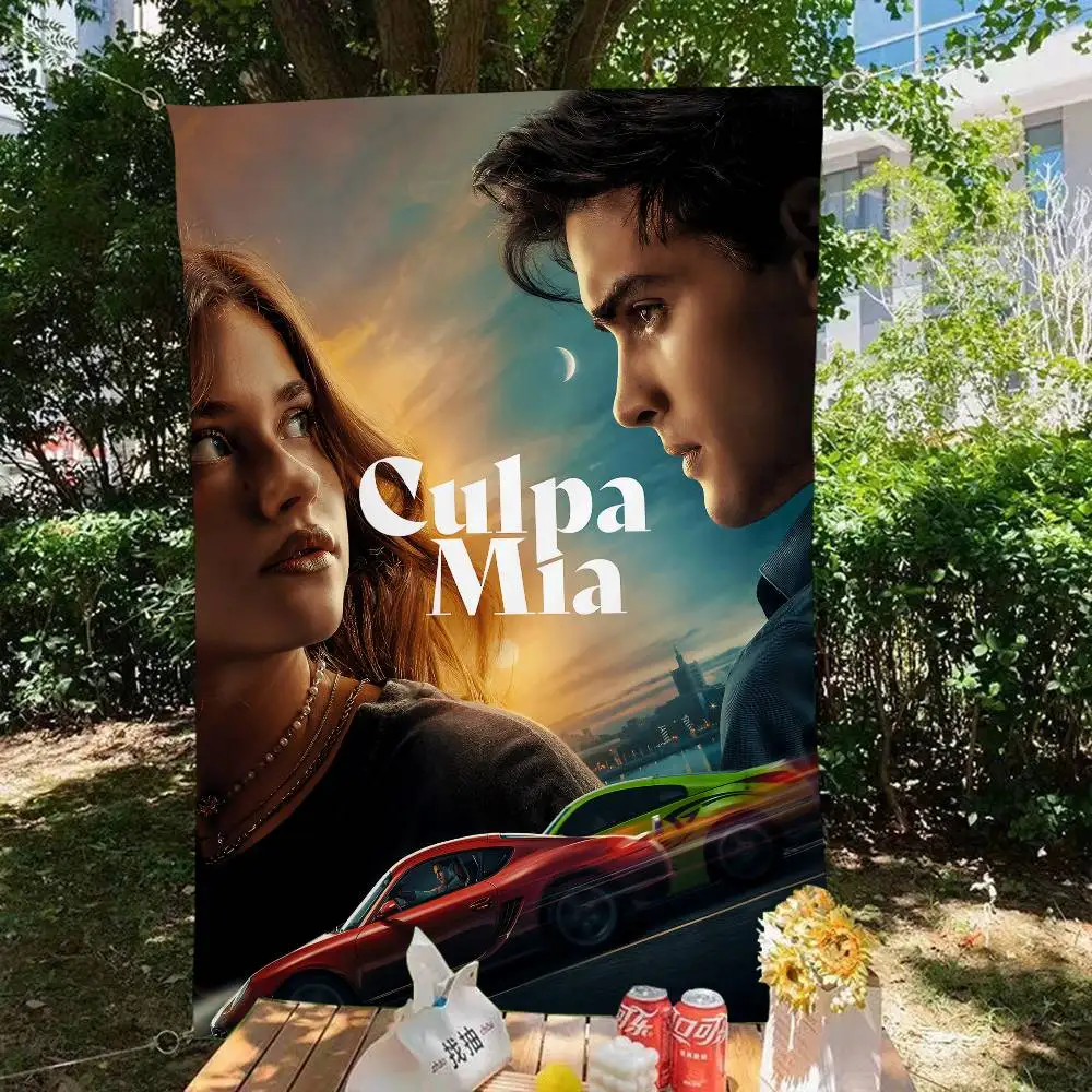 خطأي Culpa Mia 2023 فيلم صغير الحجم التشجيع راية اليد سحبت العلم أعلام الغلاف الجوي في الهواء الطلق #2