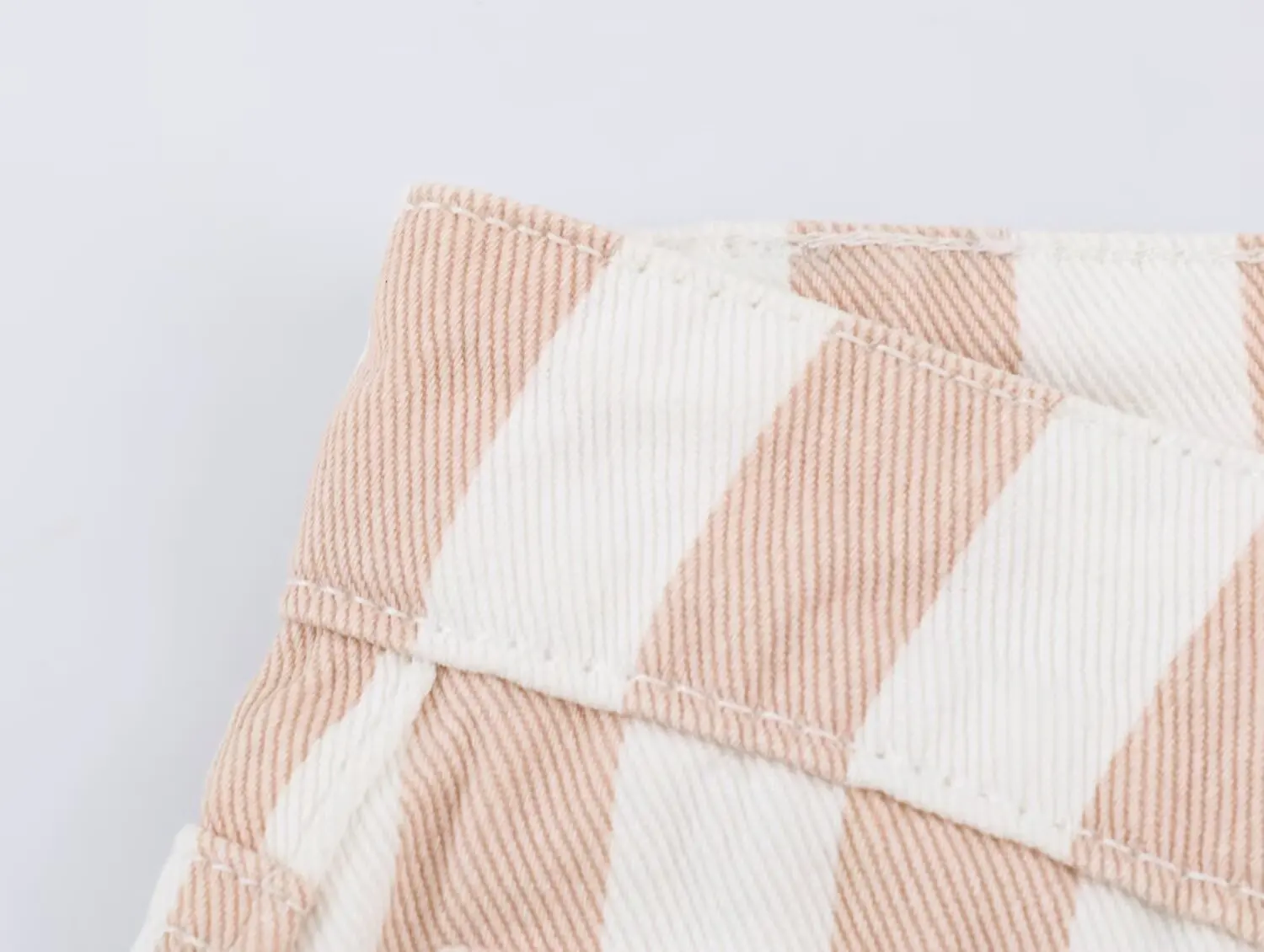 KONDALA Damen Trendige Lässige Gestreifte Jeanshose 2026 Sommer Frühherbst Mode Elegante Schicke Hose Pendler-Damenhose mit Taschen – Detail 7