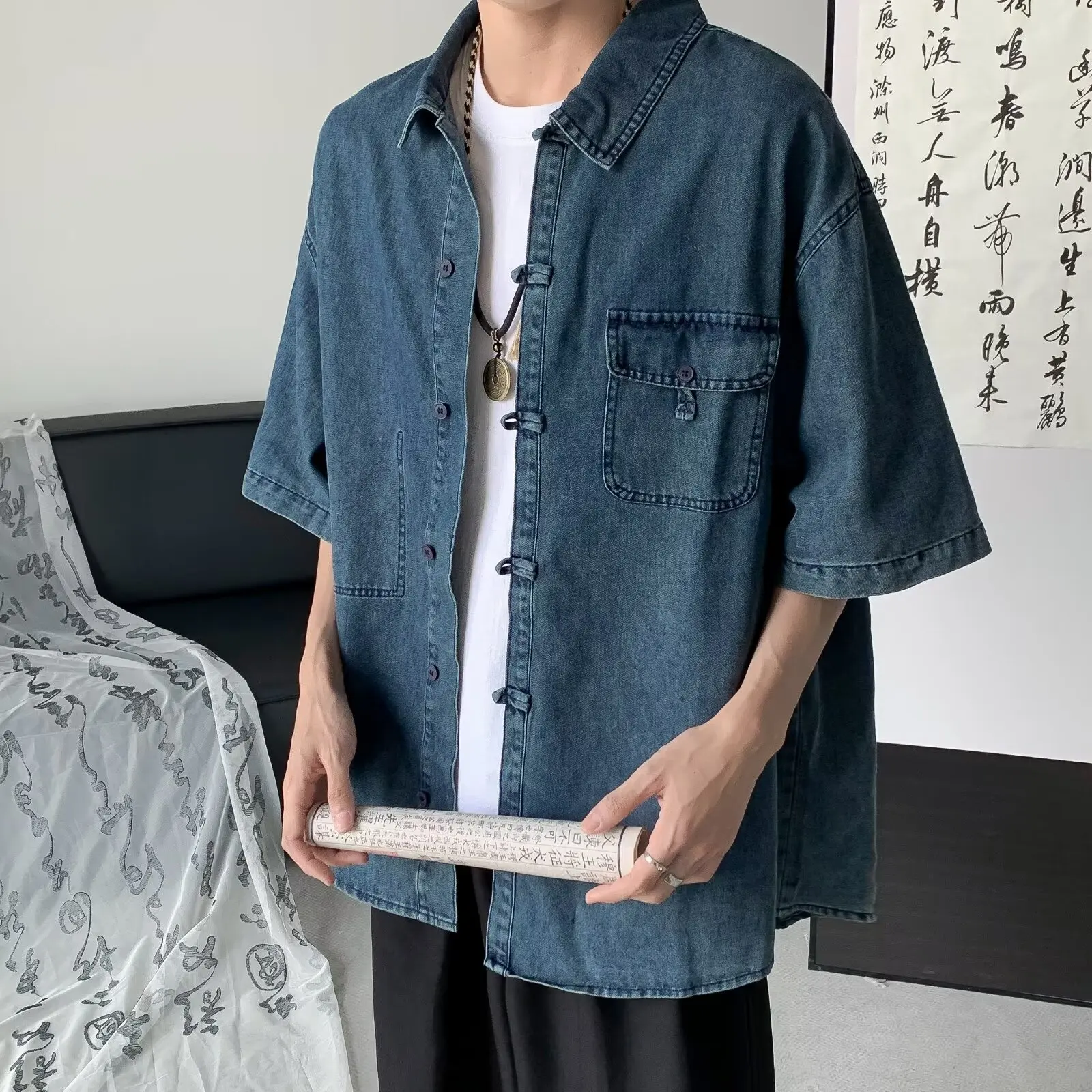 

Мужская джинсовая рубашка свободного кроя в винтажном стиле, с пуговицами, для работы и повседневной носки, в японском стиле, летняя, для подростков