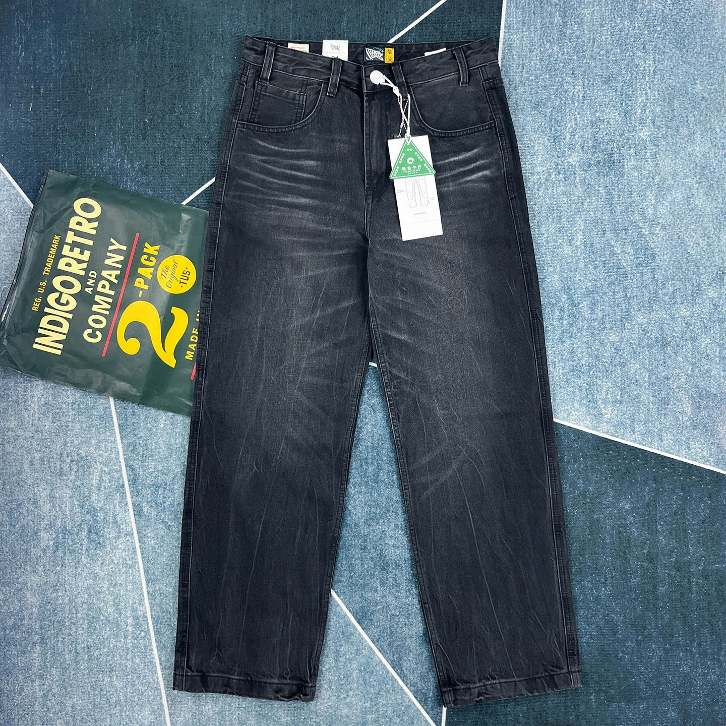 

Heavy cotton American retro loose straight jeans men's washed distressed trousers trendy versatile black pants