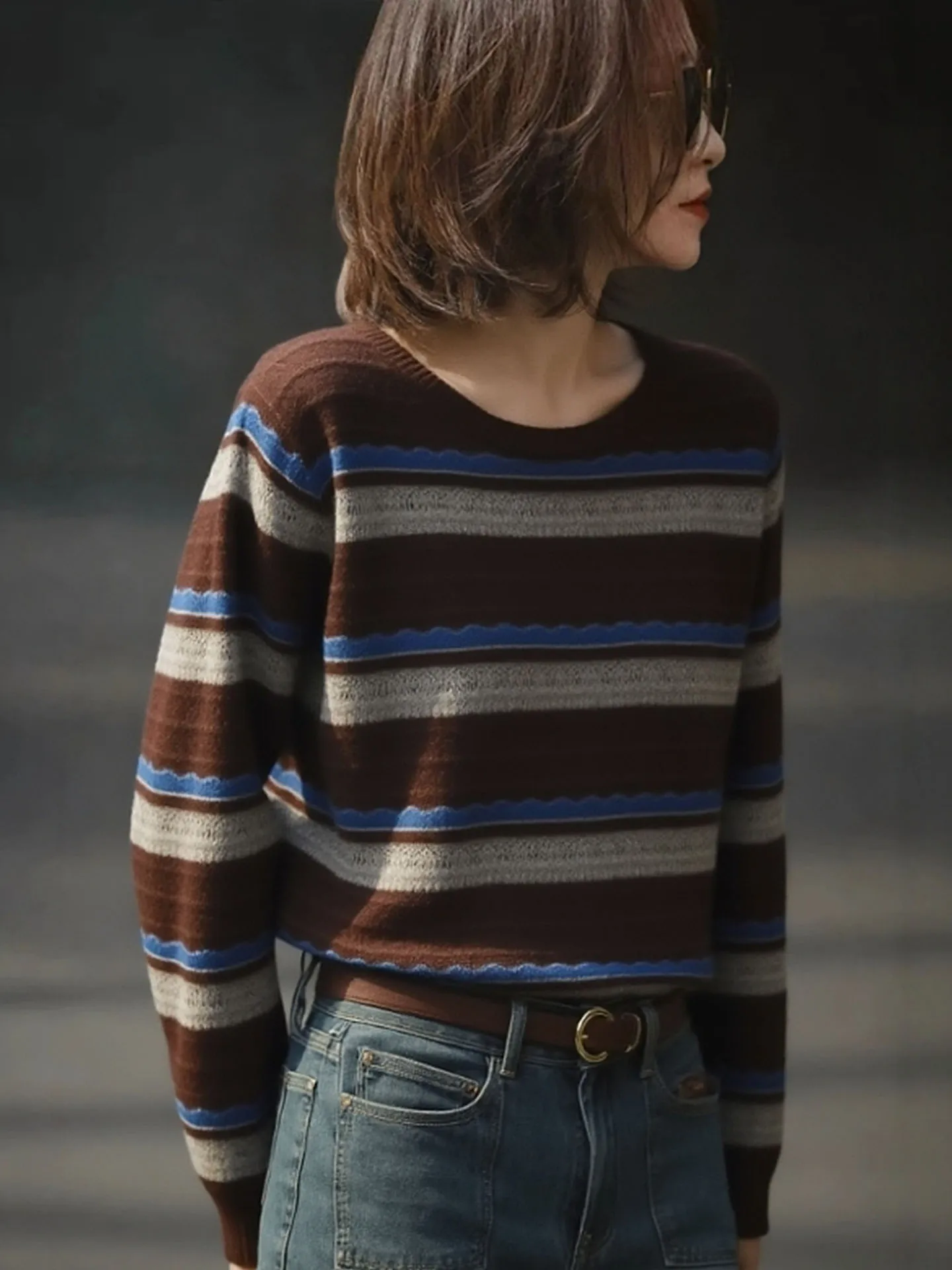 

High-End European Brand Striped Long-Sve Knitwear Winter 2026 Loose Sweater Design Sensation Anti-Aging Treetter