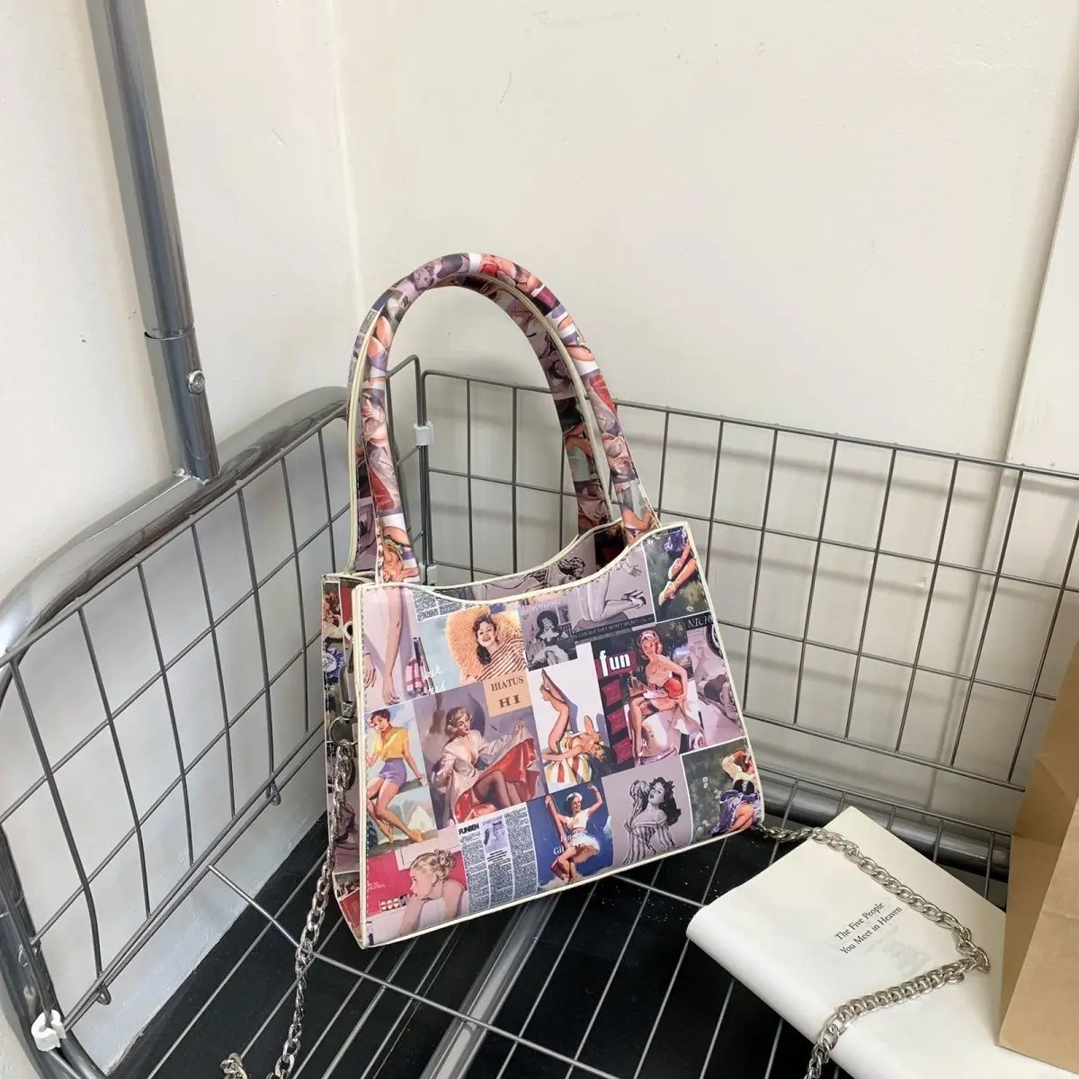 Shoulder Bag Women Vintage Poster Printing Fashion 2026 Euro-America Style PU Pures and Bags Crossbody Girls