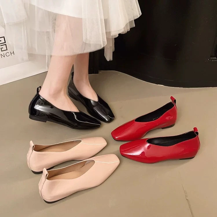 

Новая модная женская пригородная обувь во французском стиле в корейском стиле весной и осенью, небольшие кожаные туфли на низком каблуке