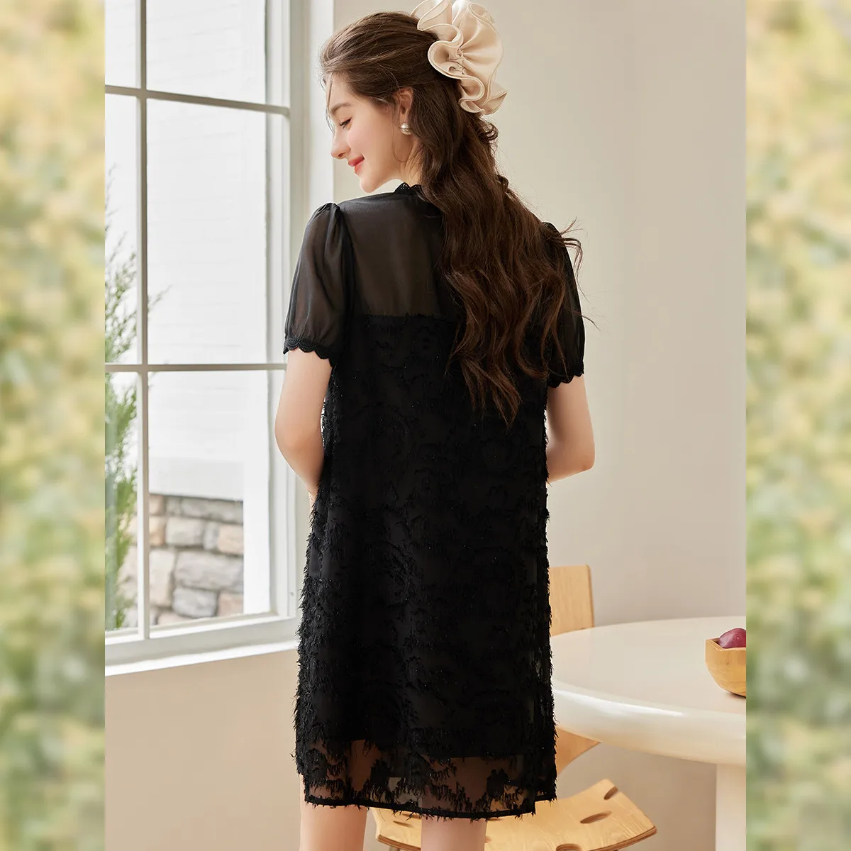 루이스 야오 신상 스트랩리스 A라인 롱 드레스 2025 여름 레이스 크러쉬드 드레스 라운드넥 클래싱 플로럴 컷아웃 여성 드레스