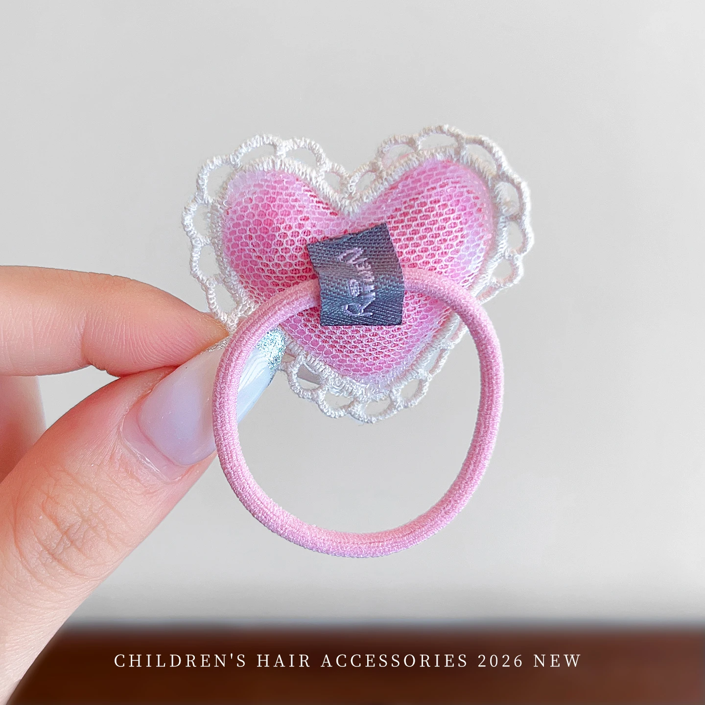 2er-Set Stoff-Herz-Haargummis für Damen und Mädchen – Neu 2026 – Koreanische Haarbänder für Kleinkinder, schmerzfreie Pferdeschwanzbänder, Haarbänder für Kinder, Geschenk – Detail 6
