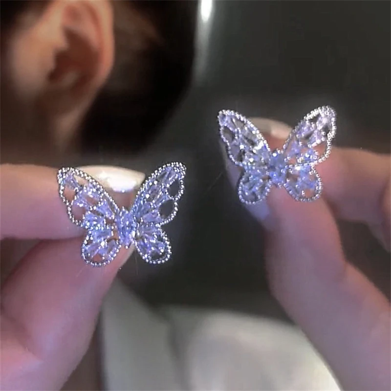 

Korean Sparkling Butterfly Fairy Ear Cuff Clip Earrings For Women Fashion Without Piercing Ear Clips Wedding Party Jewelry Gift