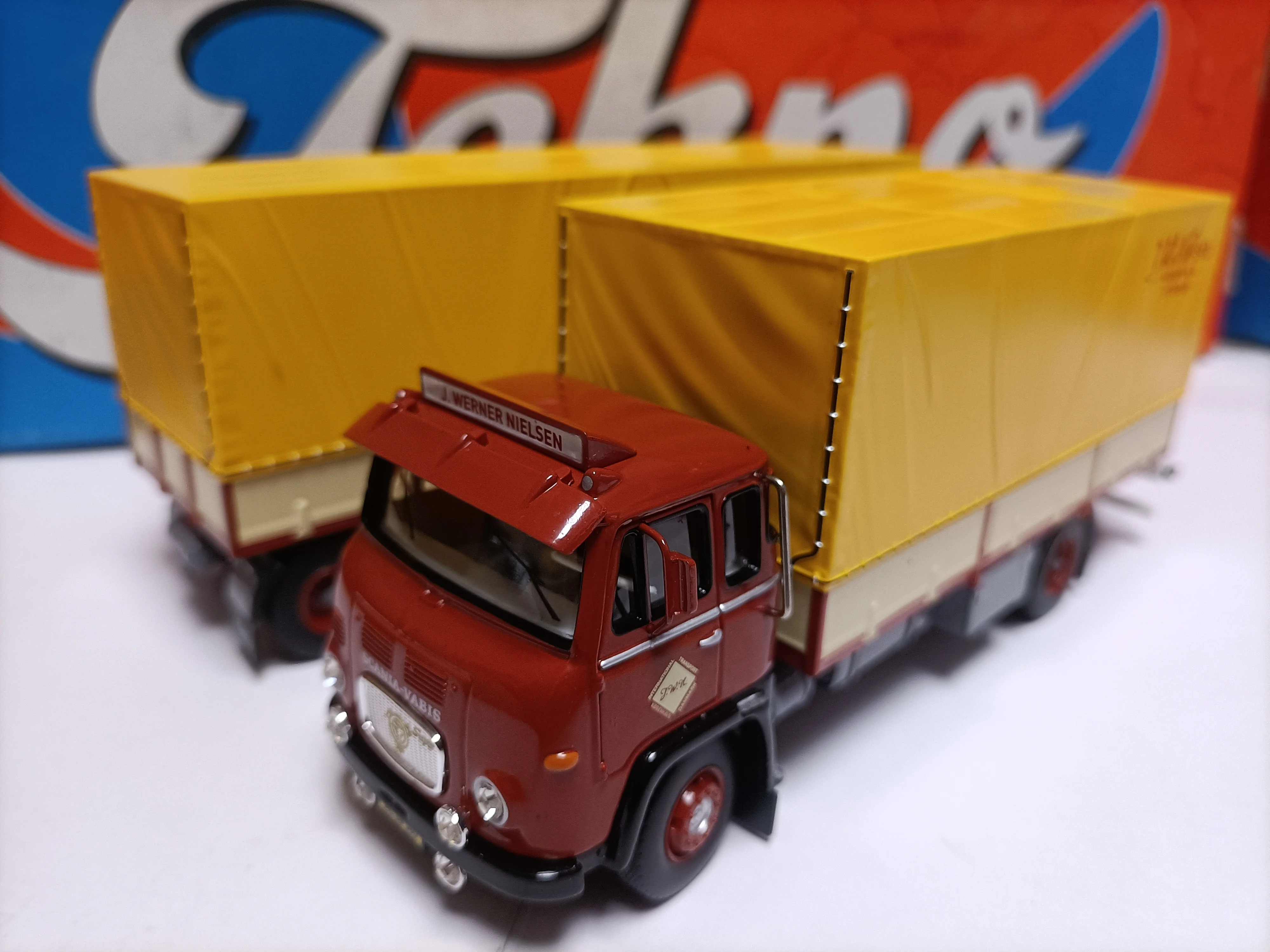 

TENKO 1:50 Scannia Vabis Truck Simulation Limited Edition Resin Alloy Metal Static Car Model Toy Gift