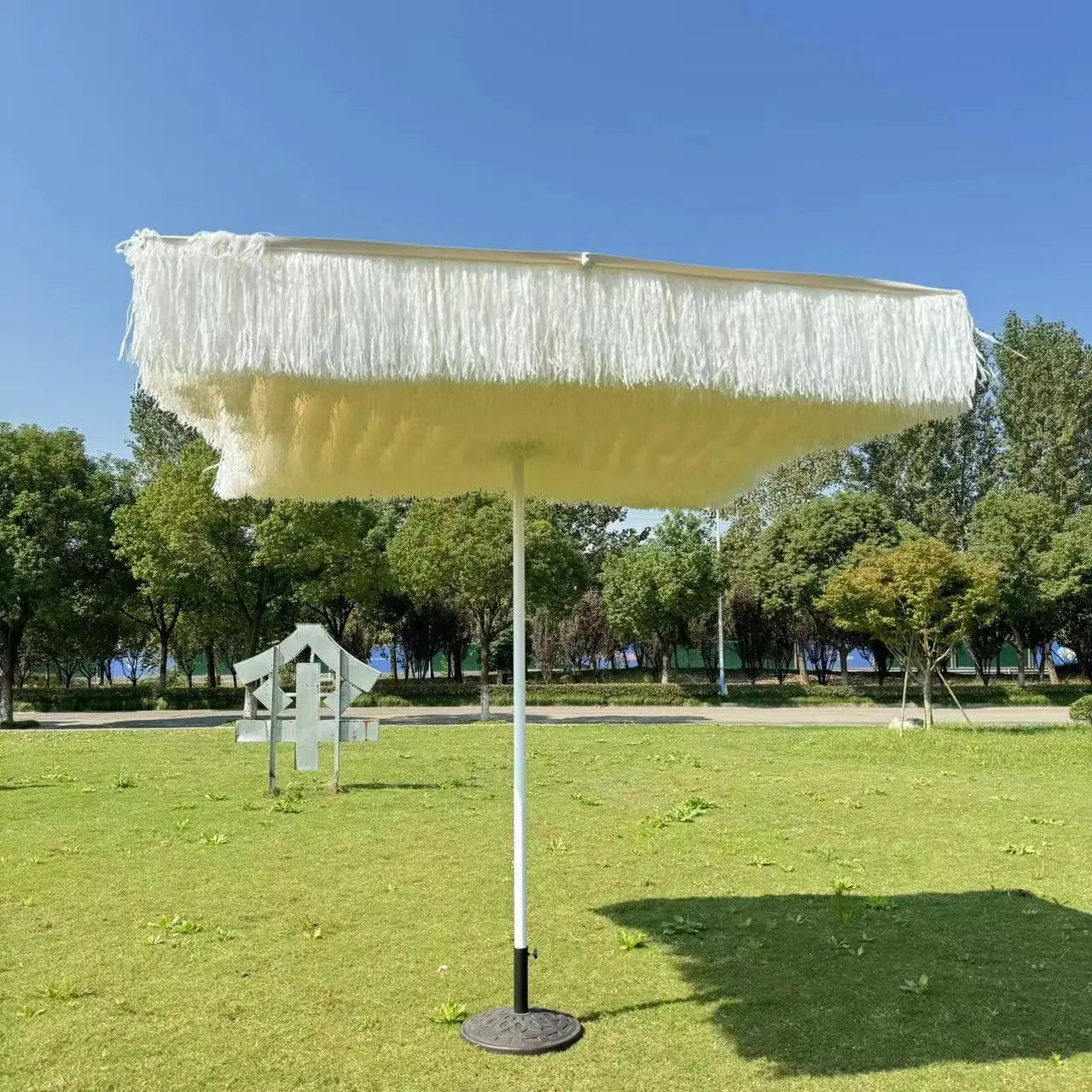 Outdoor imitation straw umbrella Sunshade straw wind