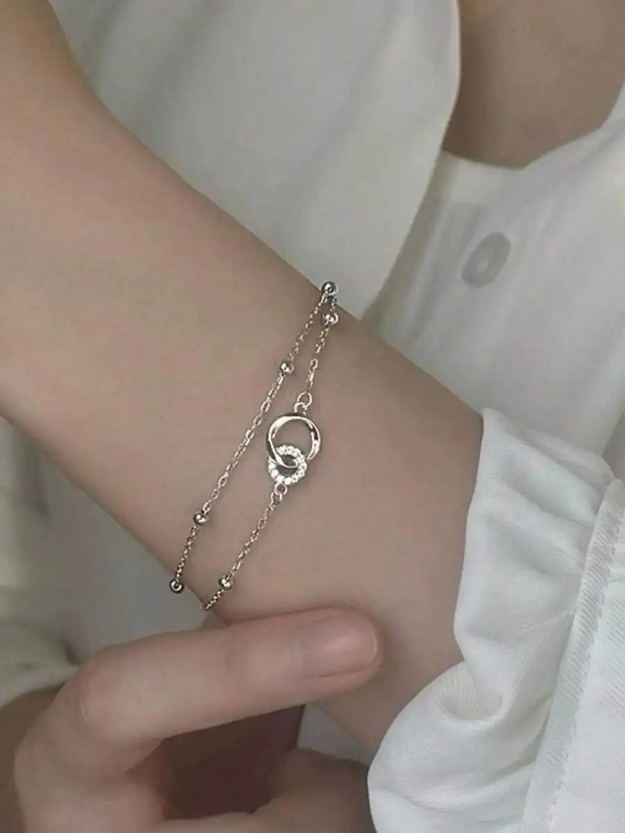 

Double Layer Mobius Strip Chain Bracelet With Crystal Accents Elegant Niche Jewelry Gift
