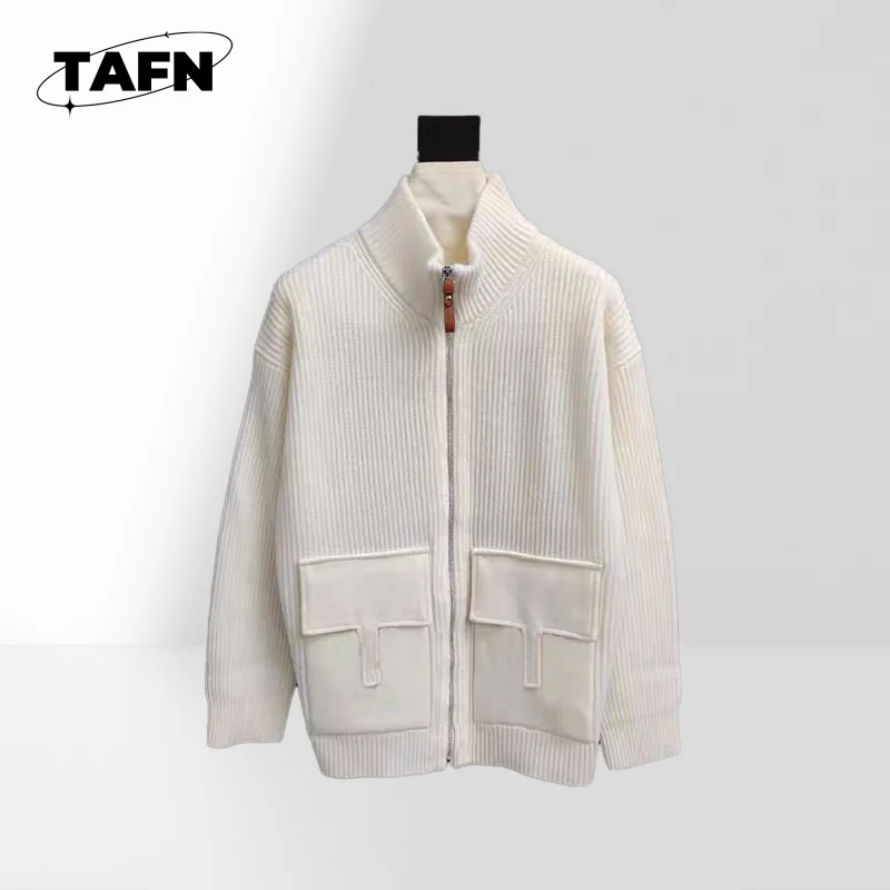 

Luxurious 2025 Vintage-Inspired Cashmere Cardigan, Perfect for Everyday Casual Use Luxurious Warmth for Casual Wear A25372