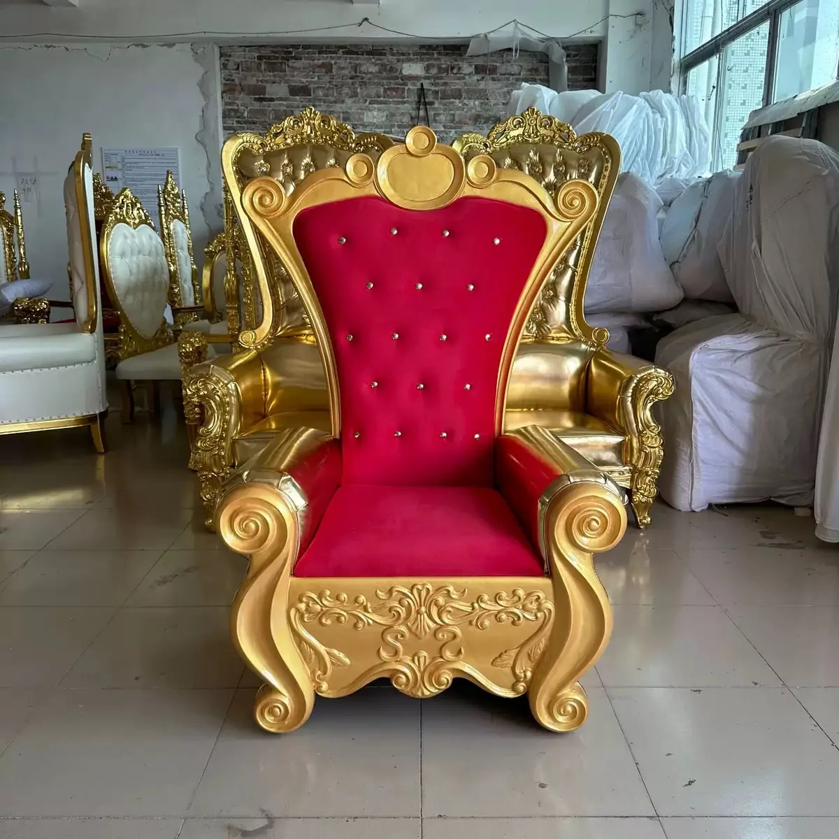 2pcs Hot Selling Wholesale Cheap High Back Queen king Throne Chair for Rental Wedding Party Sillas Para Eventos Chaises De Maria
