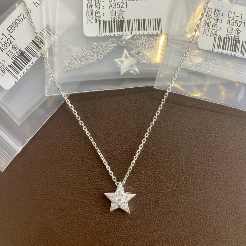 

Elegant and Versatile S925 Sterling Silver Comet Fashion Statement Necklace for Women with Diamond Accents and Five-Point Star