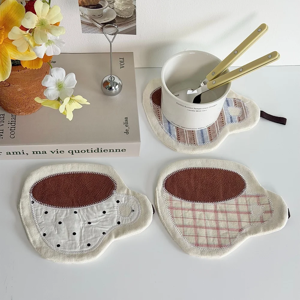 Korean style ins cute vintage patchwork embroidered coaster Harajuku grid ripple coffee cup shape fabric retro tea table mat