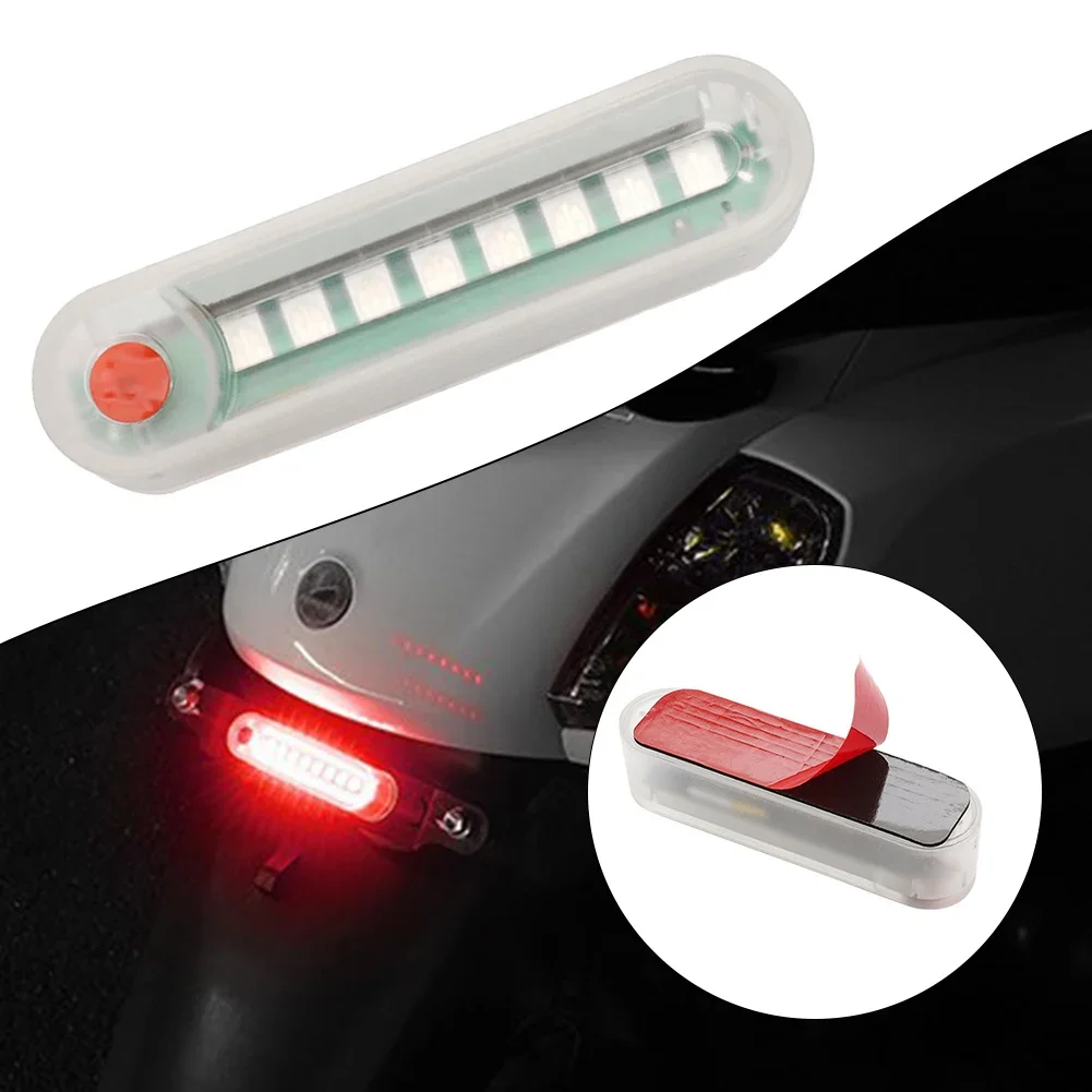 Motorcycle Solar Power LED Anti-Collision Strobe Warning Light Wireless Electric Car Truck Strong Light Warning Brake Taillight