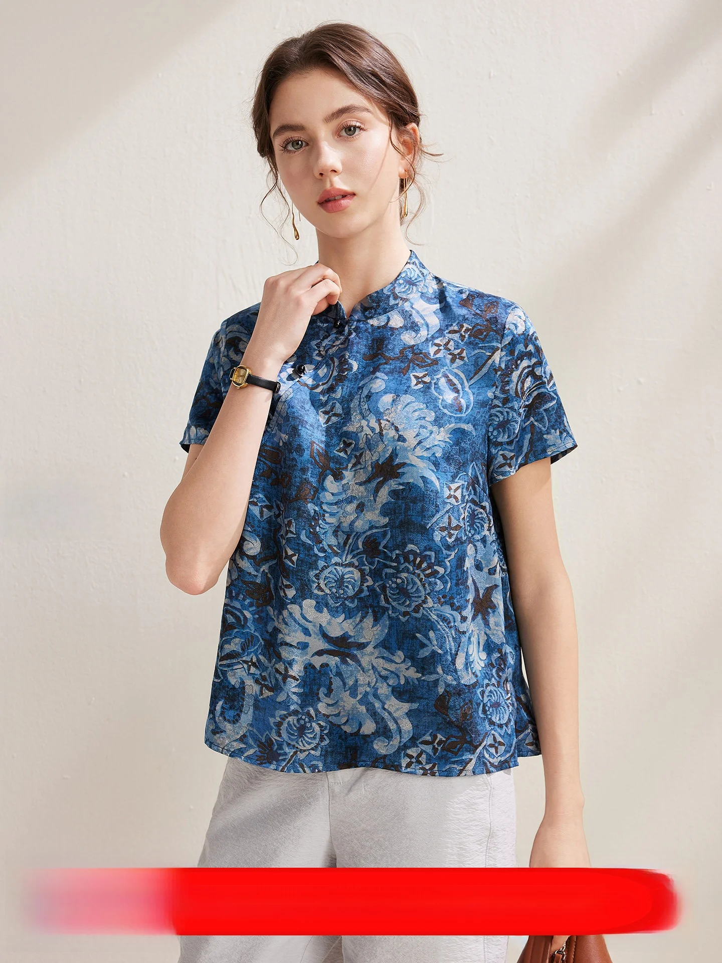 

Zhaojun Spring Summer New Style Silk T-Shirt Women's Short Sleeve Blue Porcelain Print Comfortable Breathable Straight Cut Shirt