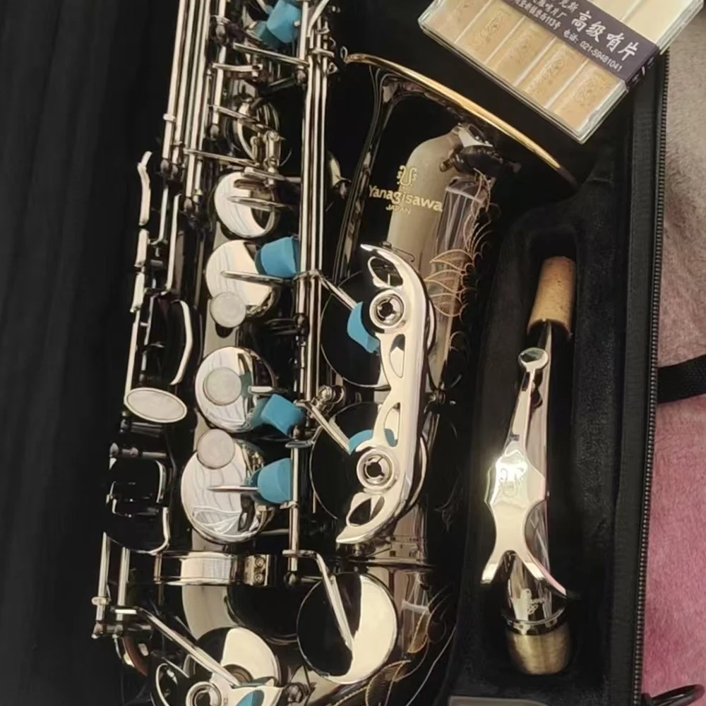 

Professional Alto Saxophone Eb Nickel Plated w010 Beautifully Carved Woodwind Instrument with Accessories