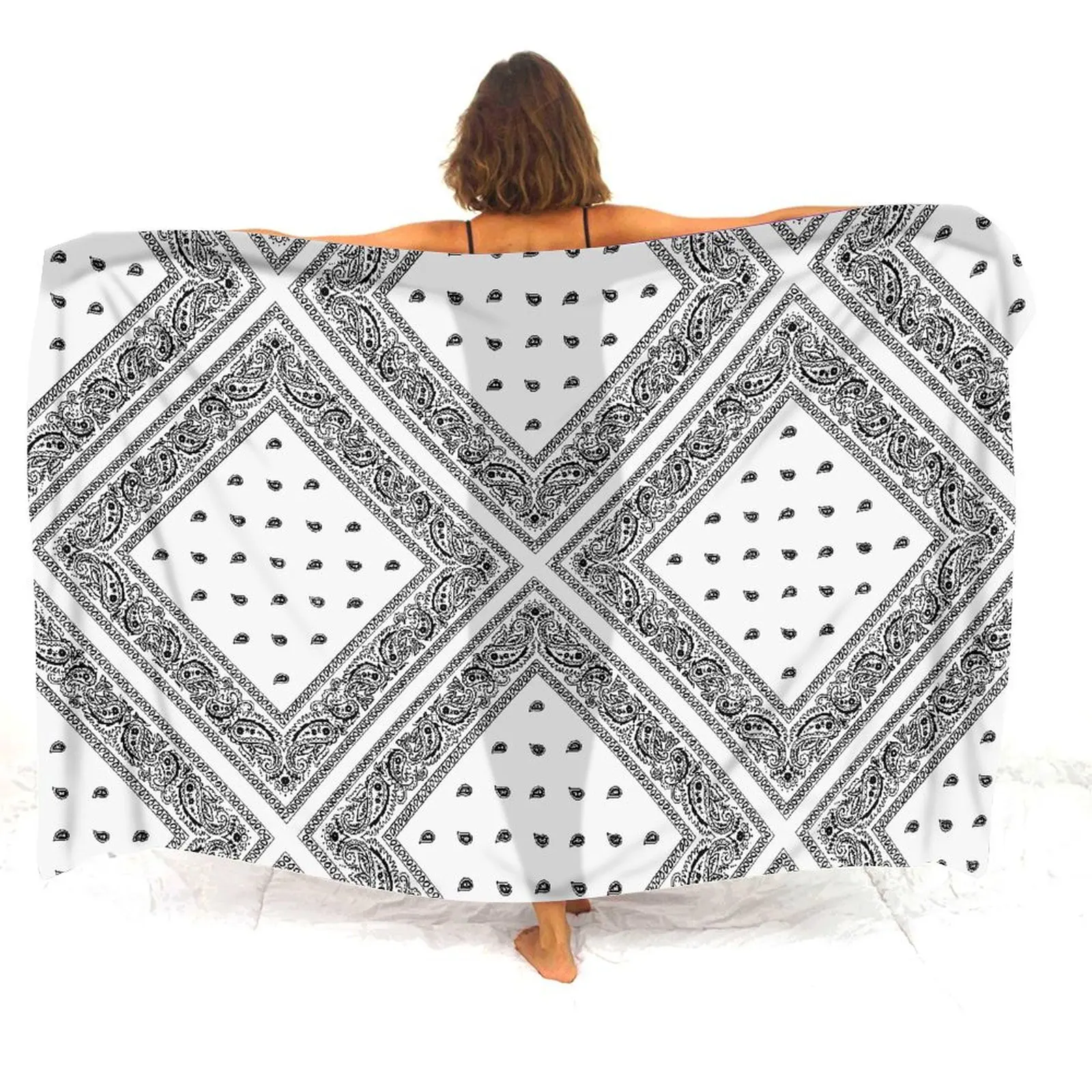 ผ้าคลุมไหล่แบบใหม่ มีหลายขนาด ผ้าพันคอแบบปรับแต่งได้ ผ้าคลุมชายหาด สวมใส่สบายและหรูหรา ผ้าพันคอยาวและมั่นใจได้