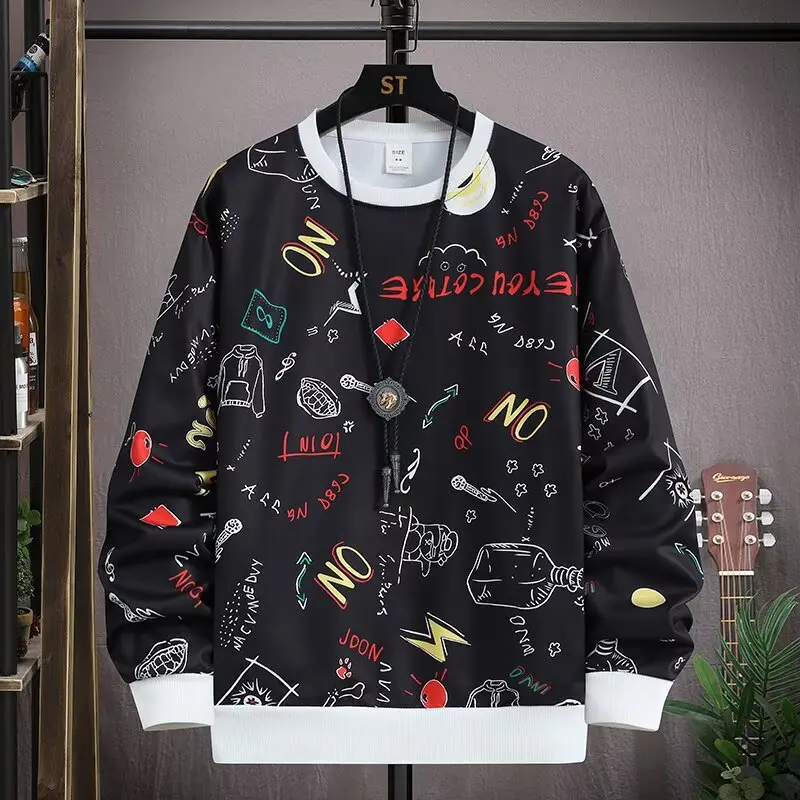 2026 Spring Men's Fashion Sweatshirts Japanese Cartoon Graphic Hoodie Plus Size Loose Long-Sleeved T-shirt Men Clothing New