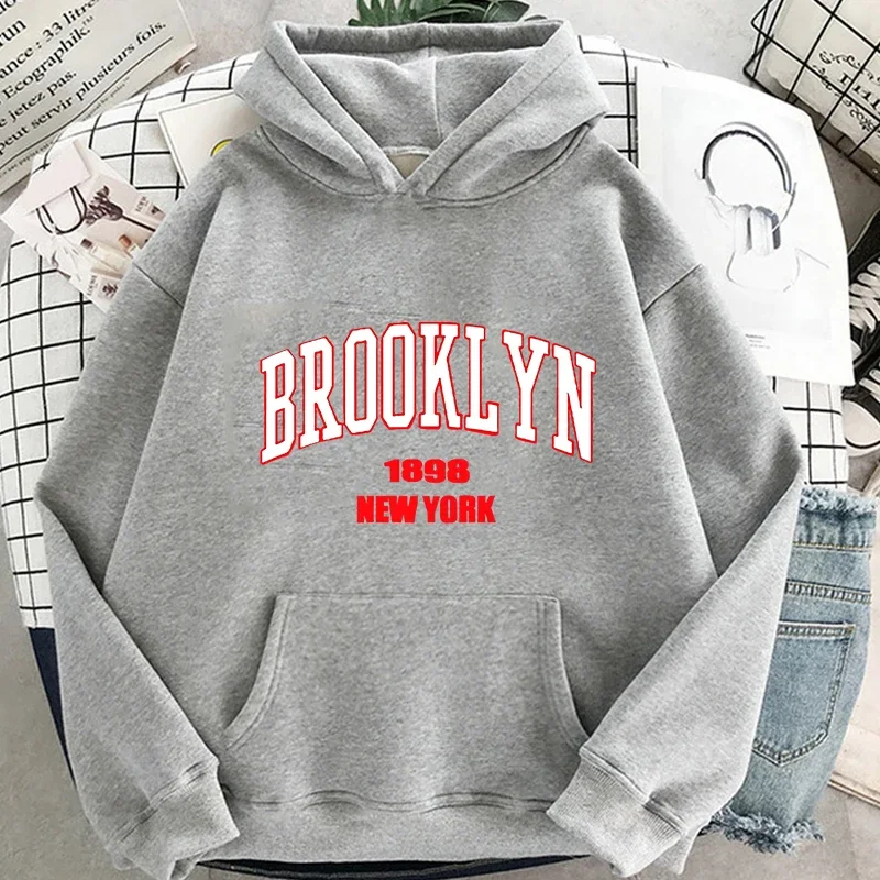 Men's and women's hooded In 1898 Brooklyn New York Sweatshirt Letter Unisex Fashion Casual Vintage Autumn Winter Streetwear Tops