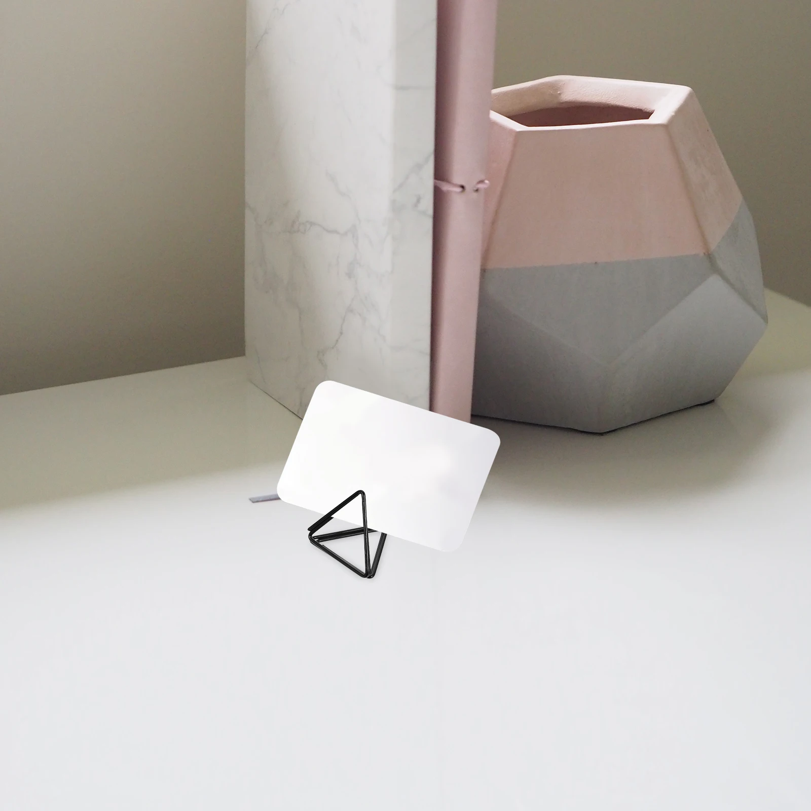 

36Pcs Triangle Shape Table Card Holders Iron Name Tag Stands for Wedding Event Decoration Photo Menu Note Holder