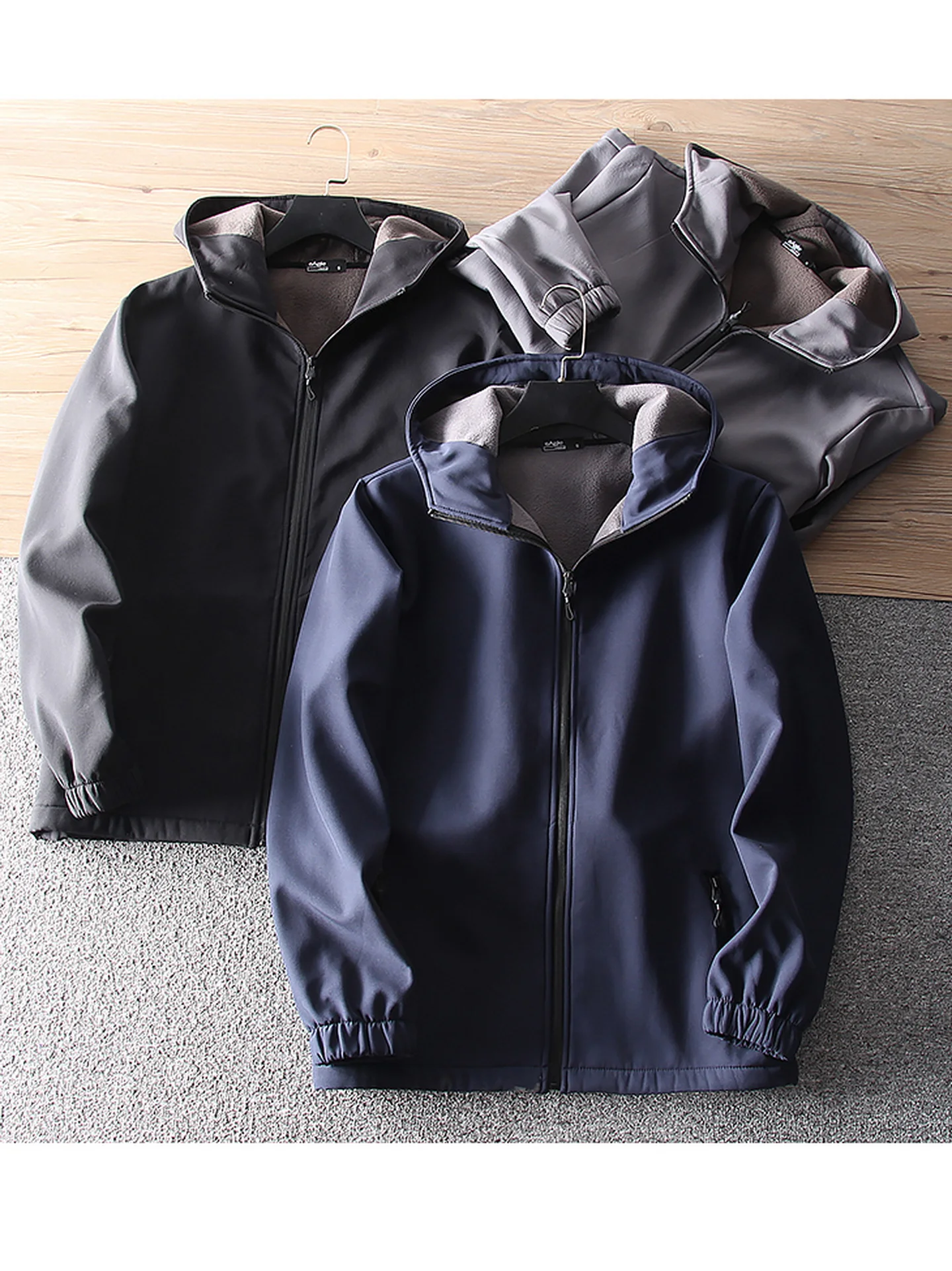 

Новая мужская уличная ветрозащитная водонепроницаемая куртка с флисовой подкладкой, теплая, мягкая, с капюшоном, осенне-зимняя, повседневная