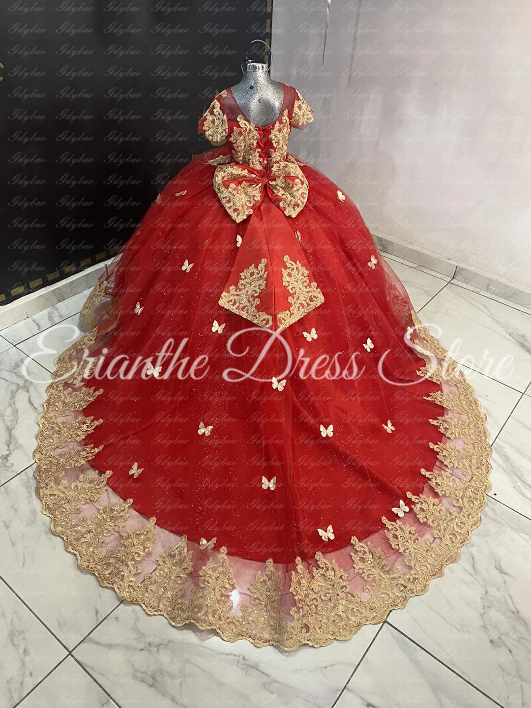 Czerwona tiulowa sukienka dla dziewczynki do sypania kwiatów na wesele, z koronkowymi aplikacjami i kokardą, na urodziny dziecka, Pierwszą Komunię Świętą, suknie balowe, szyta na miarę.