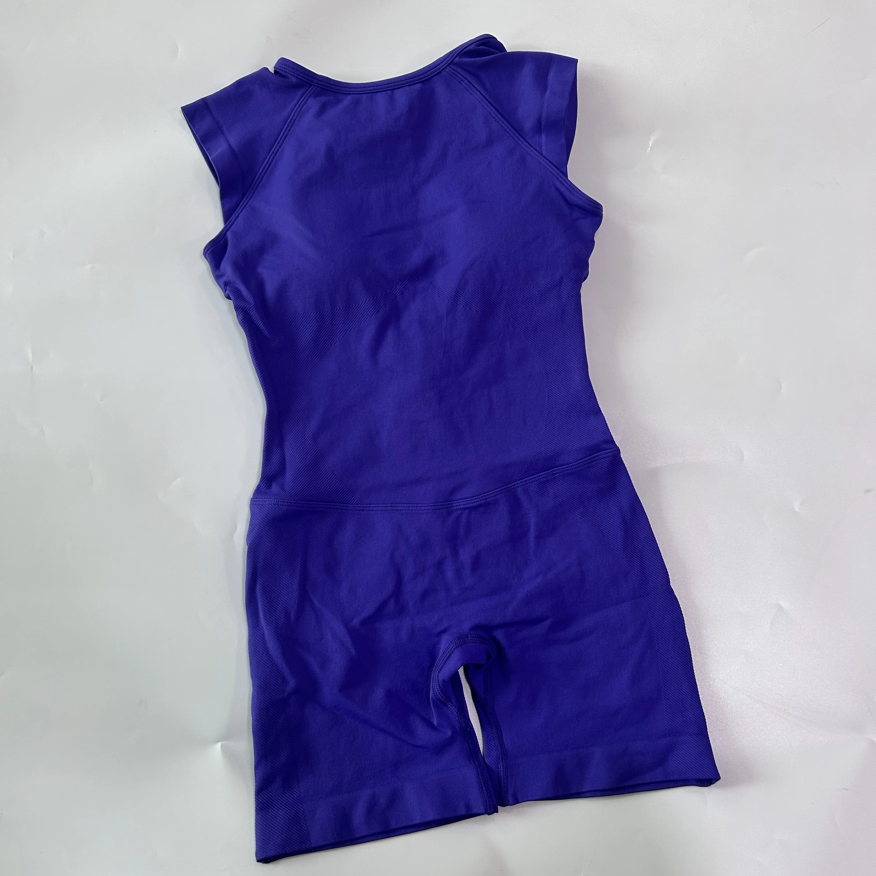 Pericic Kurzarm-Einteiler-Jumpsuit für Damen, Rückenfrei, Ausgeschnitten, Fitnesskleidung, Scrunch-Workout-Sportbekleidung, Yoga-Bodysuit-Set – Detail 17