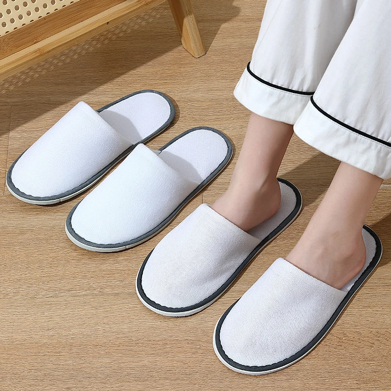 1Pair Portable Travel Foldable Disposable Slippers Men Women Solid Color Flat Sole Home Slippers Man Hotel Beach Slides Shoes