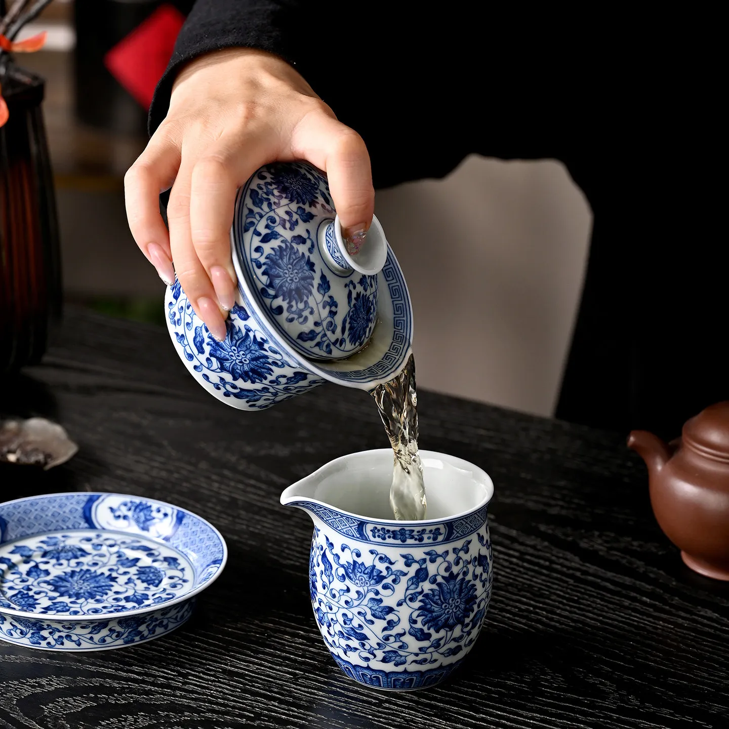 High-End Jingdezhen Interlock Branch Horseshoe Gaiwan Non-Scald Tea Brewing Bowl Household Ceramic Cup Large Size