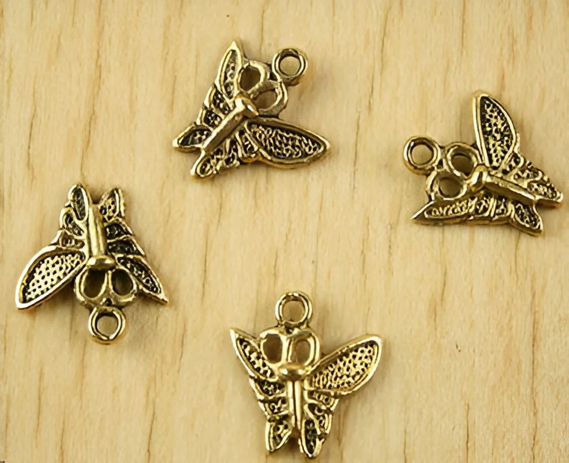 

30pcs 15*14mm Alloy matel antiqued gold butterfly pendants HWH2330