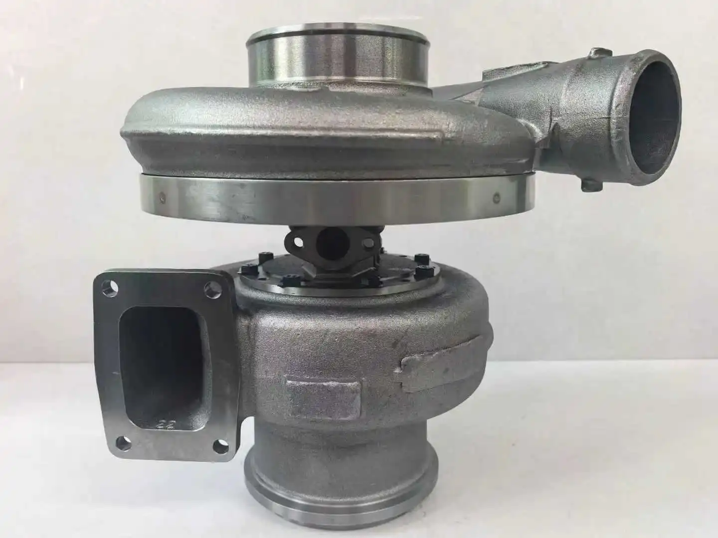 Excavator Spare Parts Turbocharger QSK60 3784747 3784746 Turbocharger For Cummins QSK60 Turbo