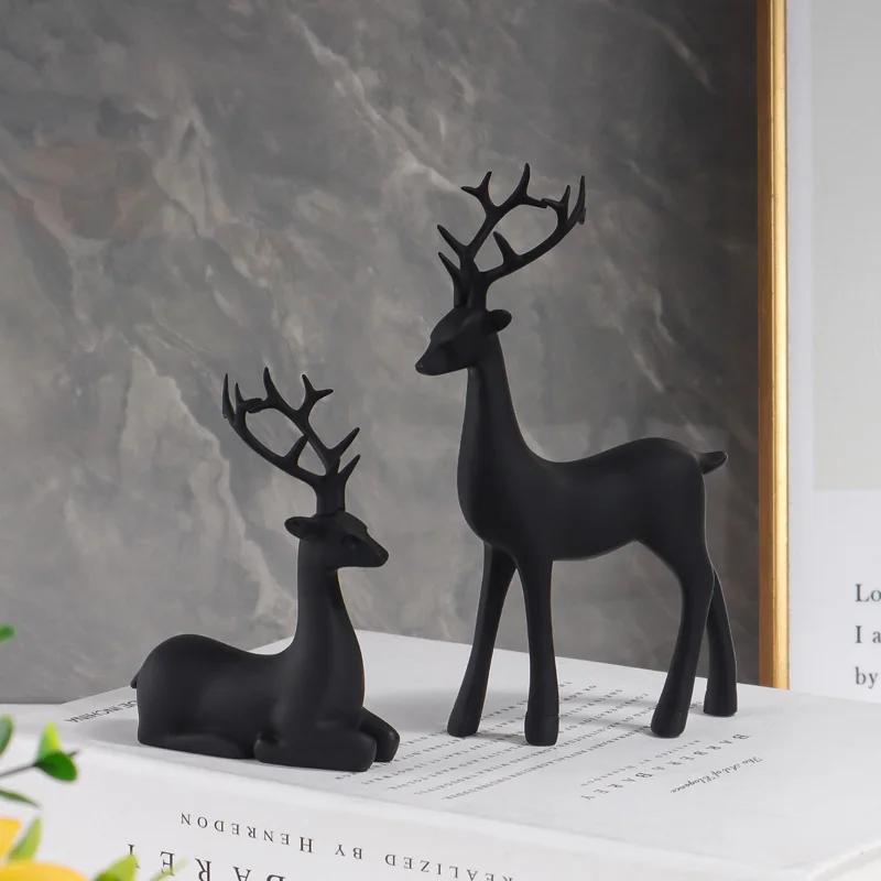 2-Piece Set of Golden/Silver/Black Deer Sculptures Resin Decorative Ornaments for Living Room, Study, or Entryway