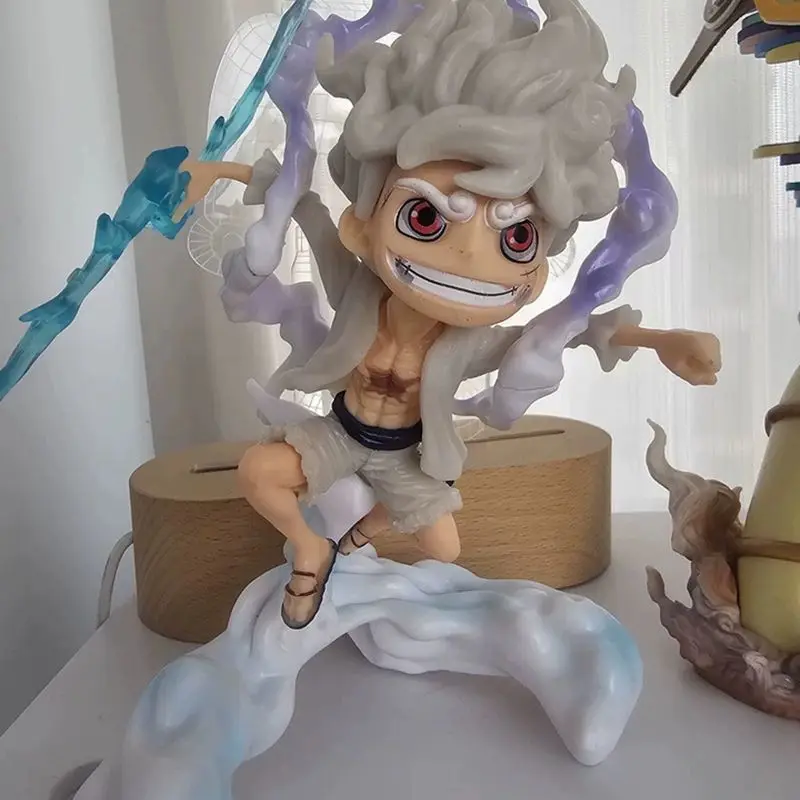 Figura de acción de One Piece Nekocalifragilistickespionage, caja de ordenador de escritorio, Mini decoraciones, habitación de deportes, juguetes temáticos de Anime