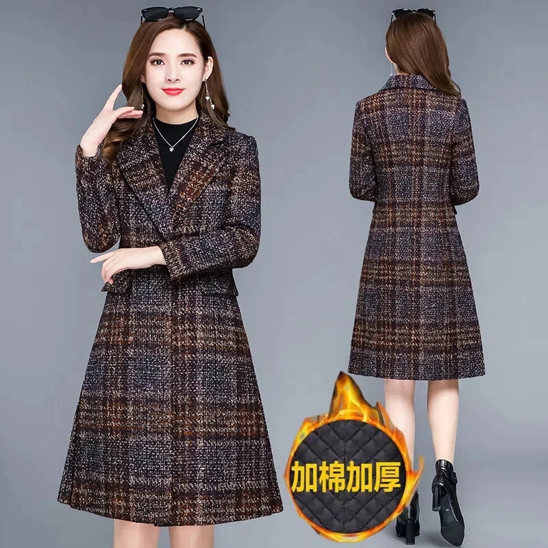 Thicken Plaid Woolen Jacket Women's 5XL Autumn Winter 2025 New Slim Mother Temperament Long Coat Warm Female Casual Overcoat