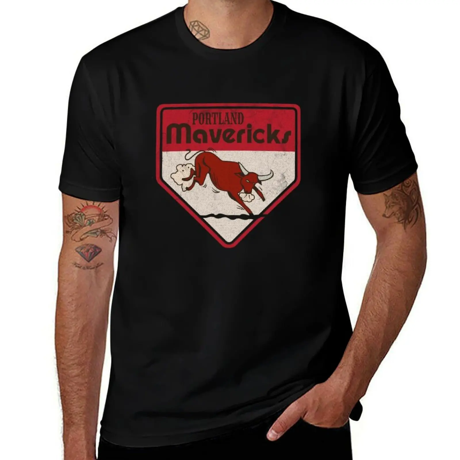 Portland Mavericks Northwest League Baseball Vintage Logo T-Shirt Work Wear Short Sleeve T-Shirt