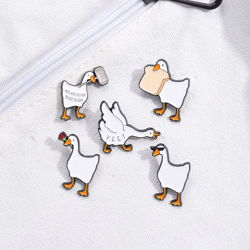 Goose Game Enamel Pins Custom Mess With The Honk You Get The Bonk Brooches Lapel Badges Cartoon Animal Jewelry Gift for Friends