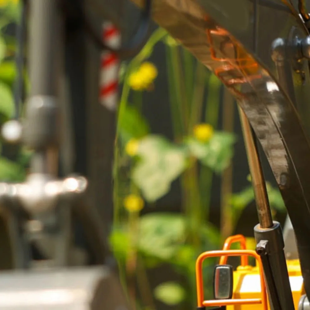 

US Sale 1:14 RC Excavator Double E E010 EC160E Full Alloy Metal Engineering Vehicle Toys