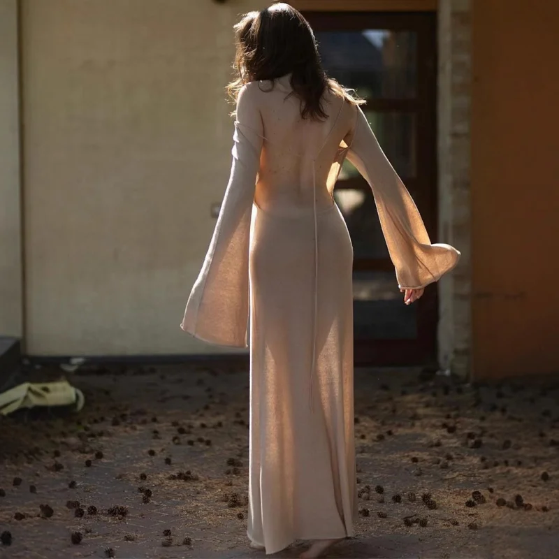 French Style Sexy Backless Knitted Thin Autumn Winter 2025 New Foreign Trade Vacation European and American Long Dress