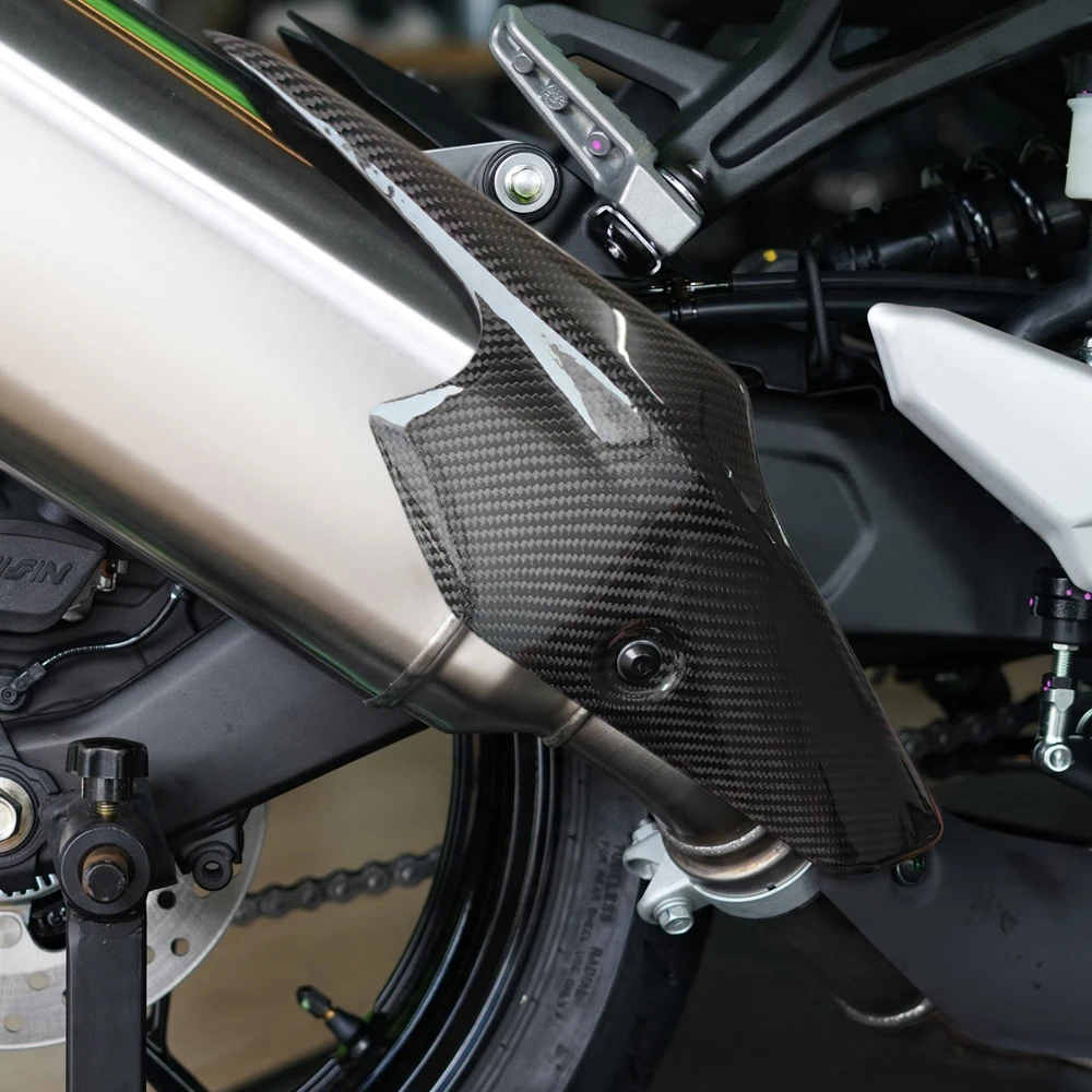 Carbon Fiber Motorcycle Rear Exhausts Pipes Cover for Kawasaki ZX-4R 2023-2026 ZX-4RR 2023-2026