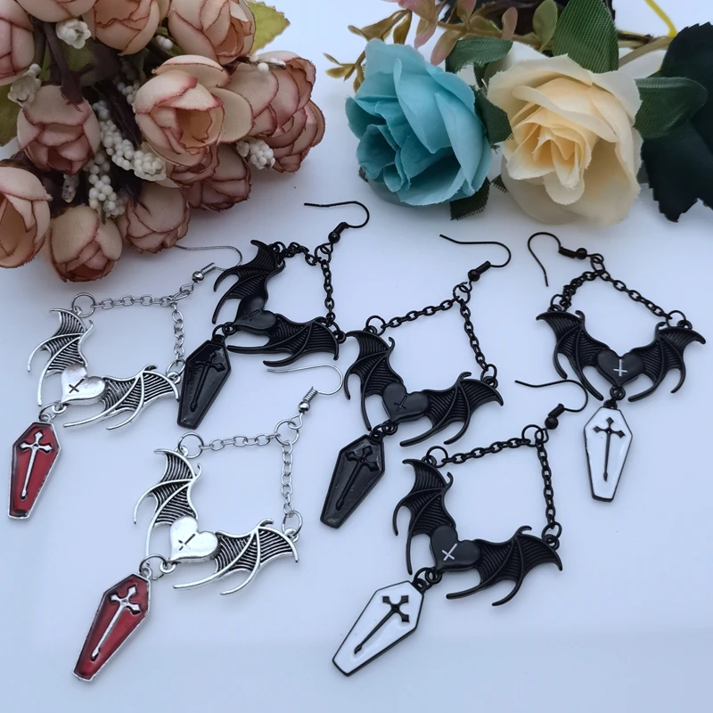 Dark Stijl Goth Punk Cross Vleermuis Vleugels Hart Oorbellen Druppelen Olie Kruis Doodskist Halloween Kostuum Accessoires