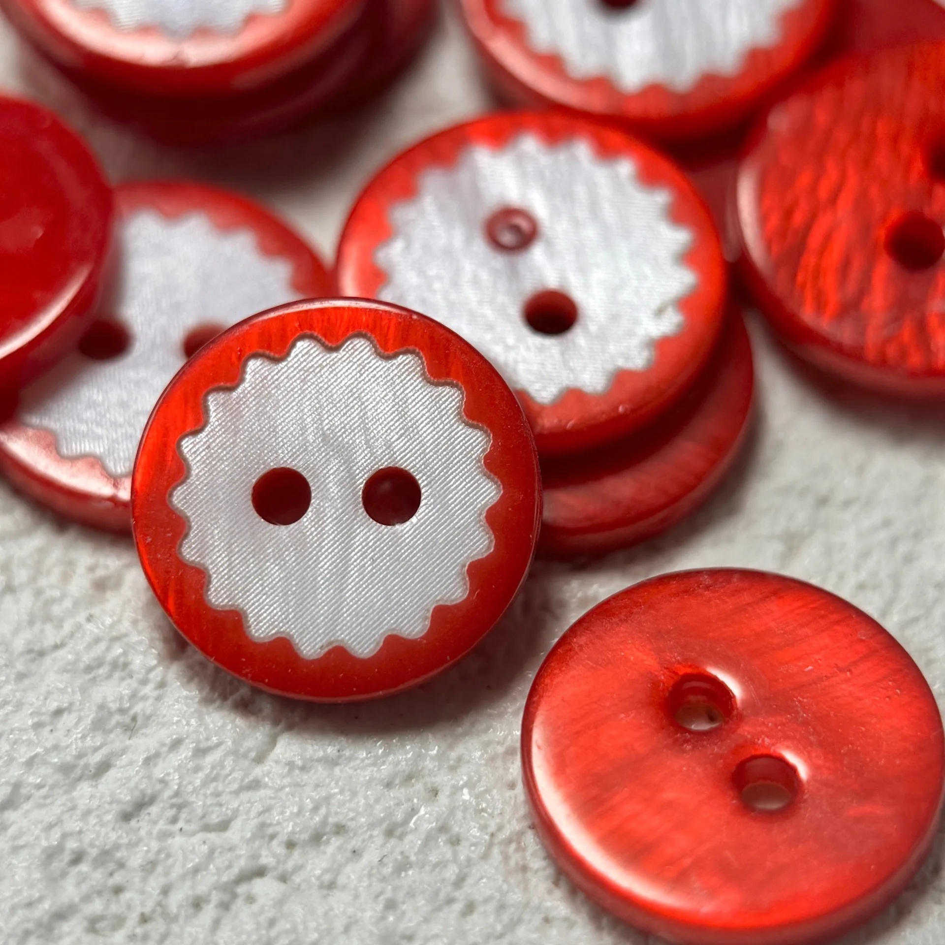 20Pcs 12.5mm light blue serrated pattern two eyes of natural shell buttons sweater jacket shirt button