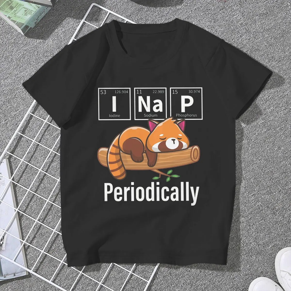 I Na P Periodically Women Clothing Red Panda Graphic Female Tshirts Vintage Grunge Loose Tops Tee Kawaii Girls Streetwear